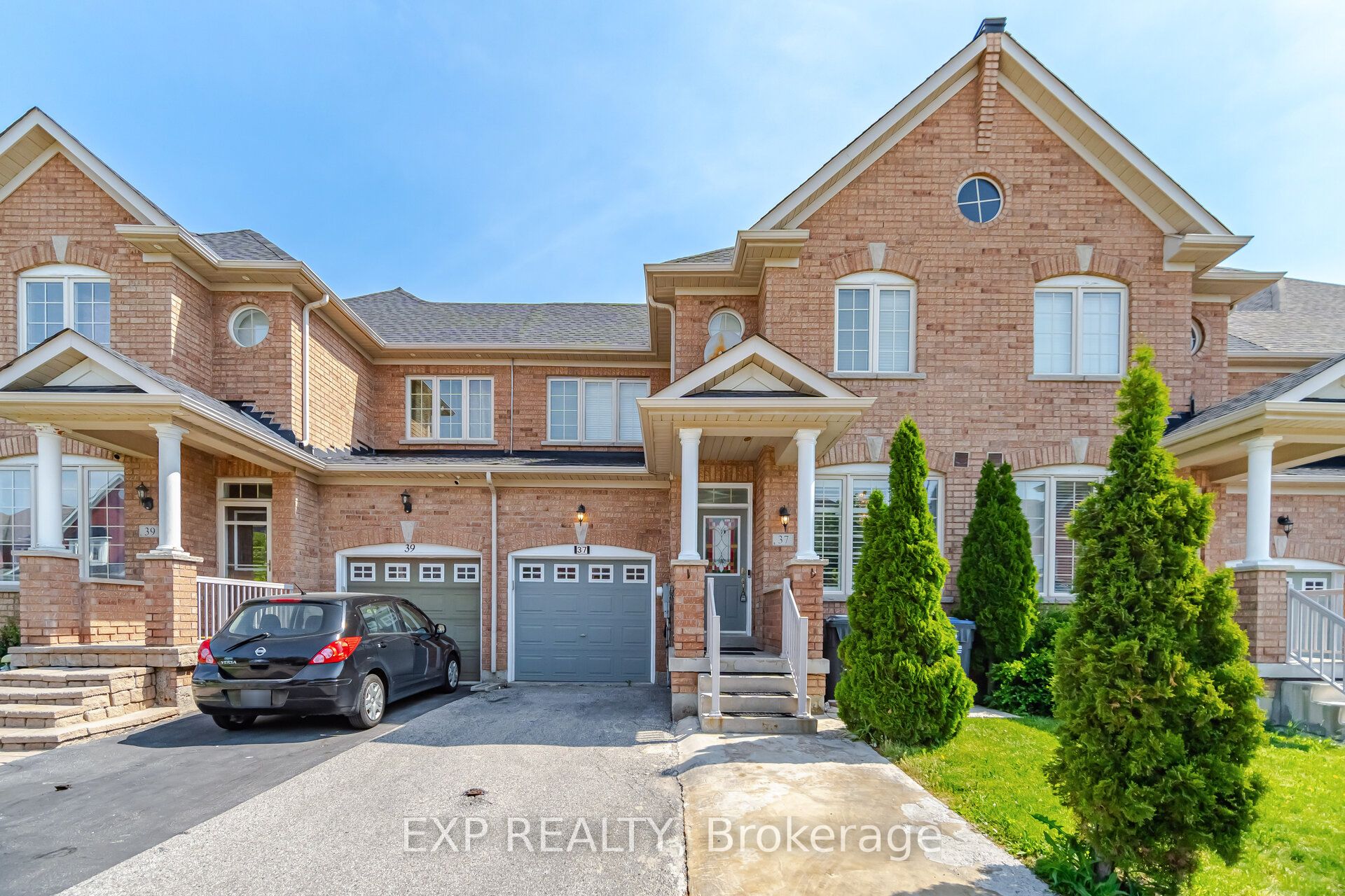 37 Totten Drive Property Photo 3