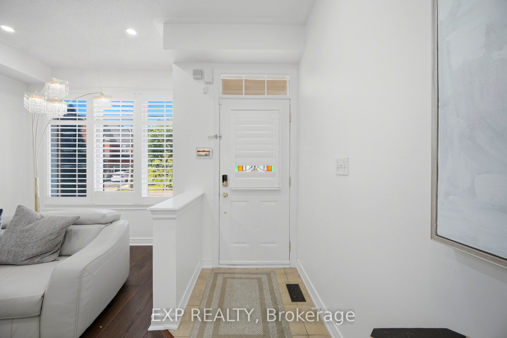 37 Totten Drive Property Photo 4