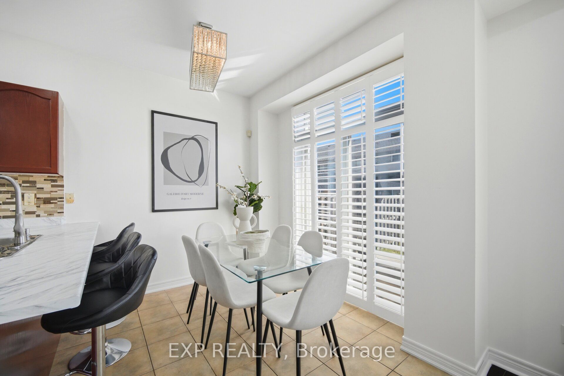 37 Totten Drive Property Photo 16