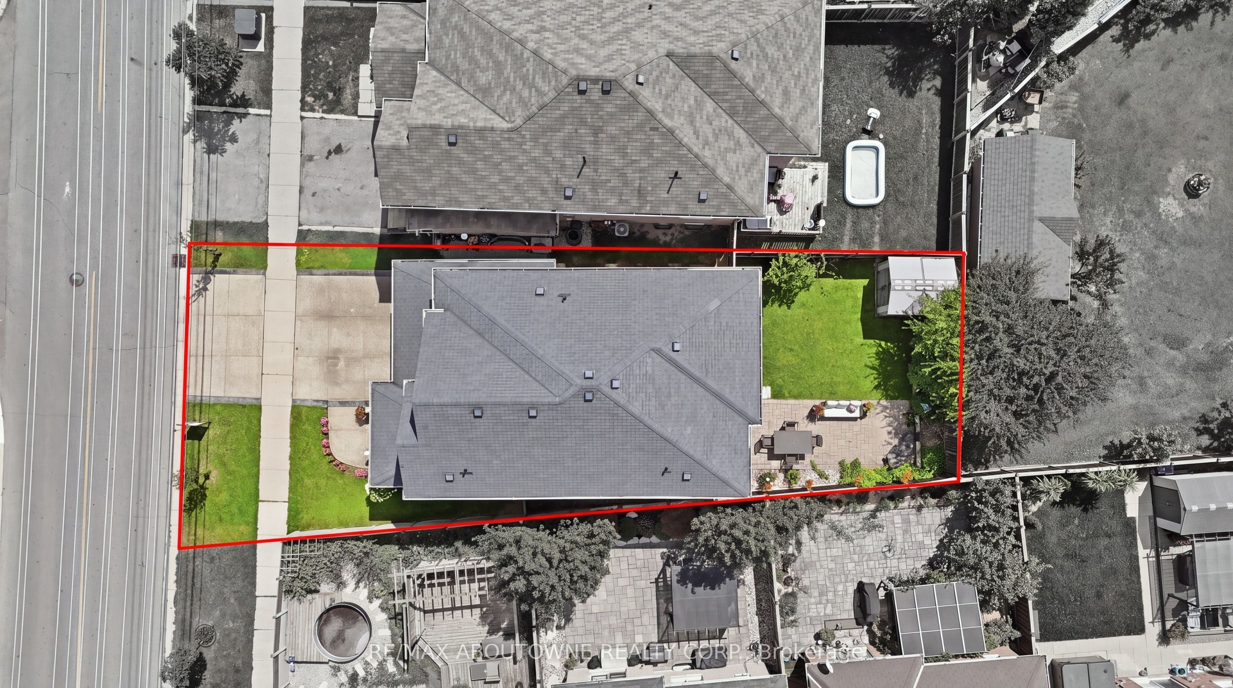 738 Fourth Line Property Photo 6