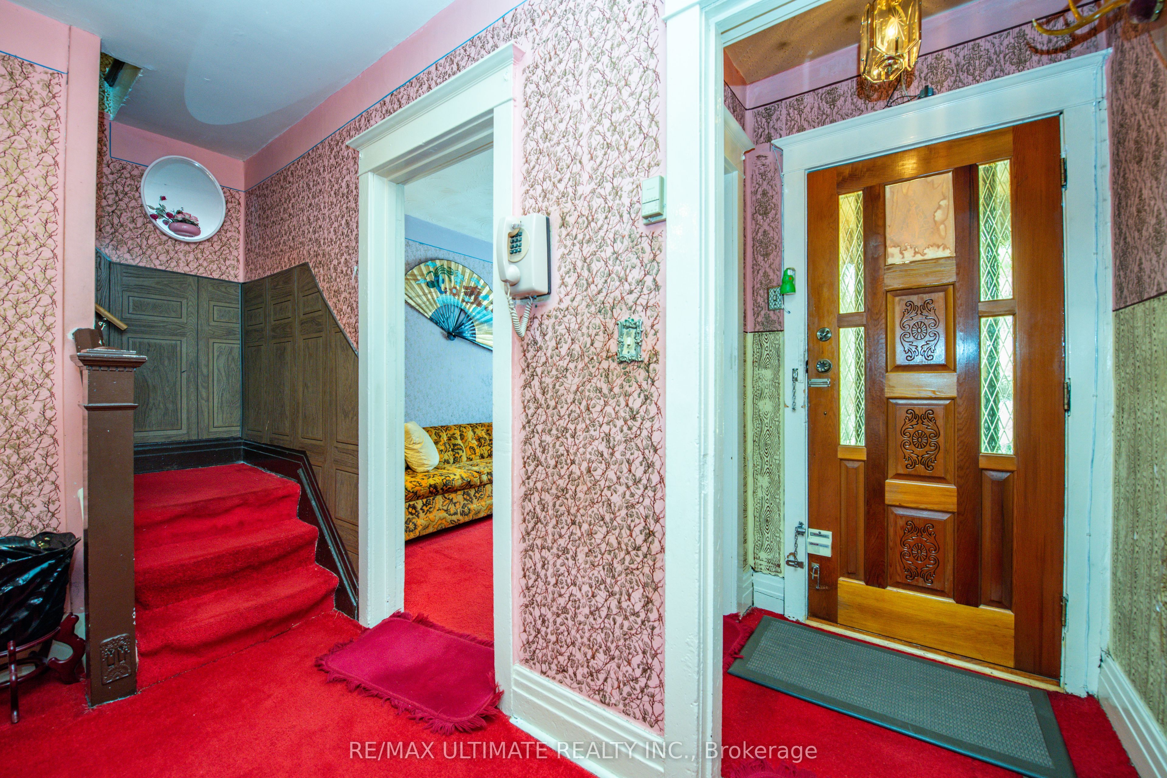 127 Salem Avenue Property Photo 16