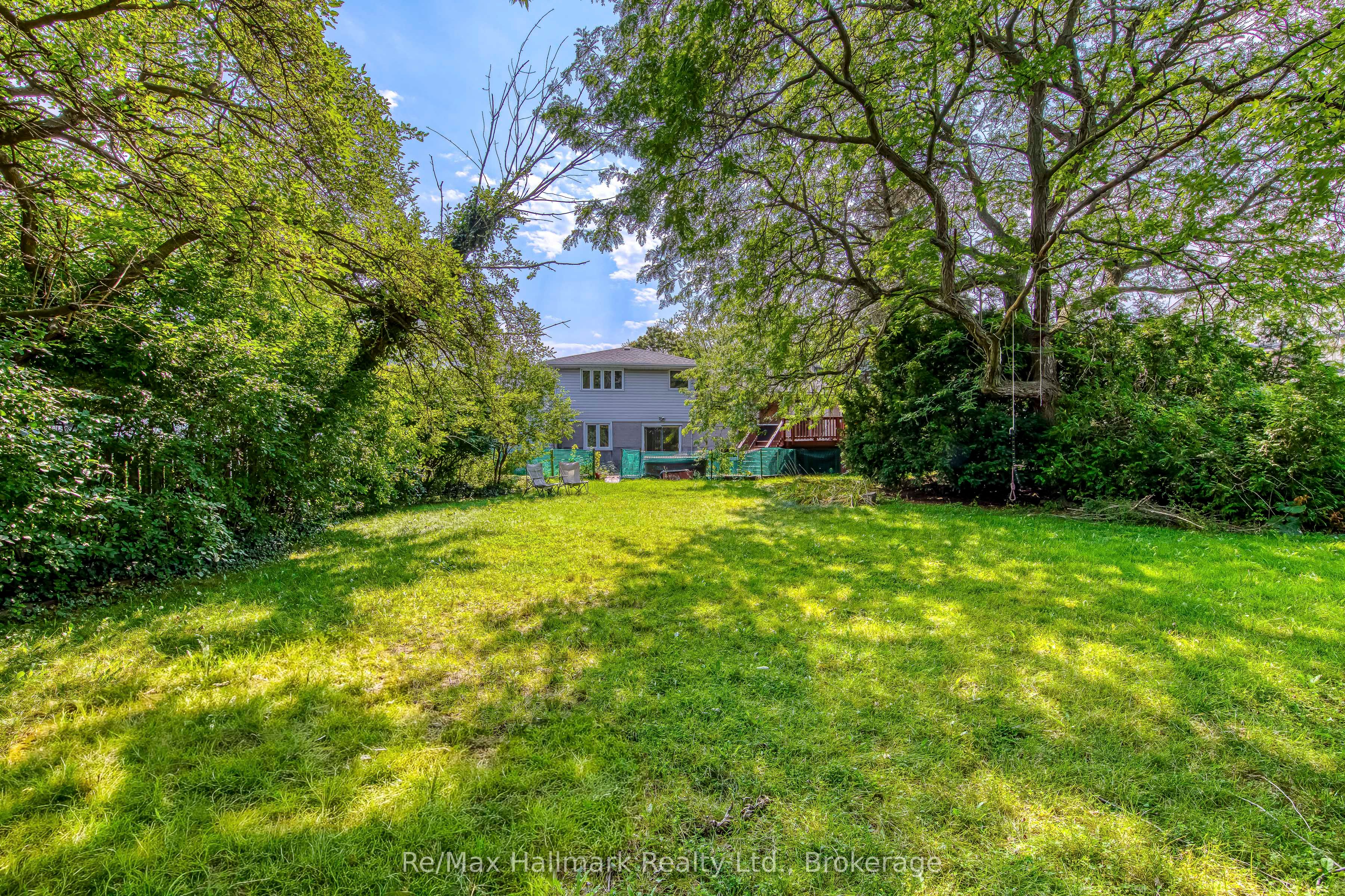 235 Tweedsdale Crescent Property Photo 35