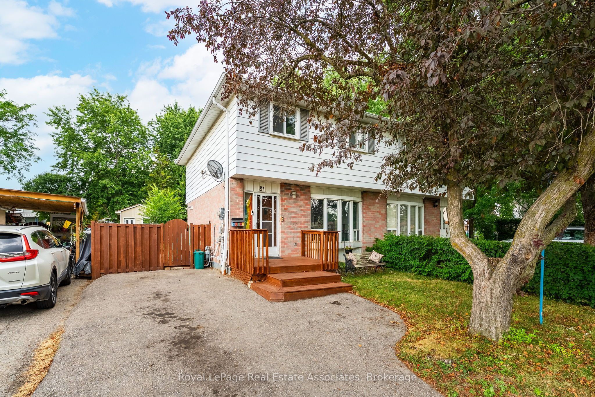 81 Glenmore Crescent Property Photo 1