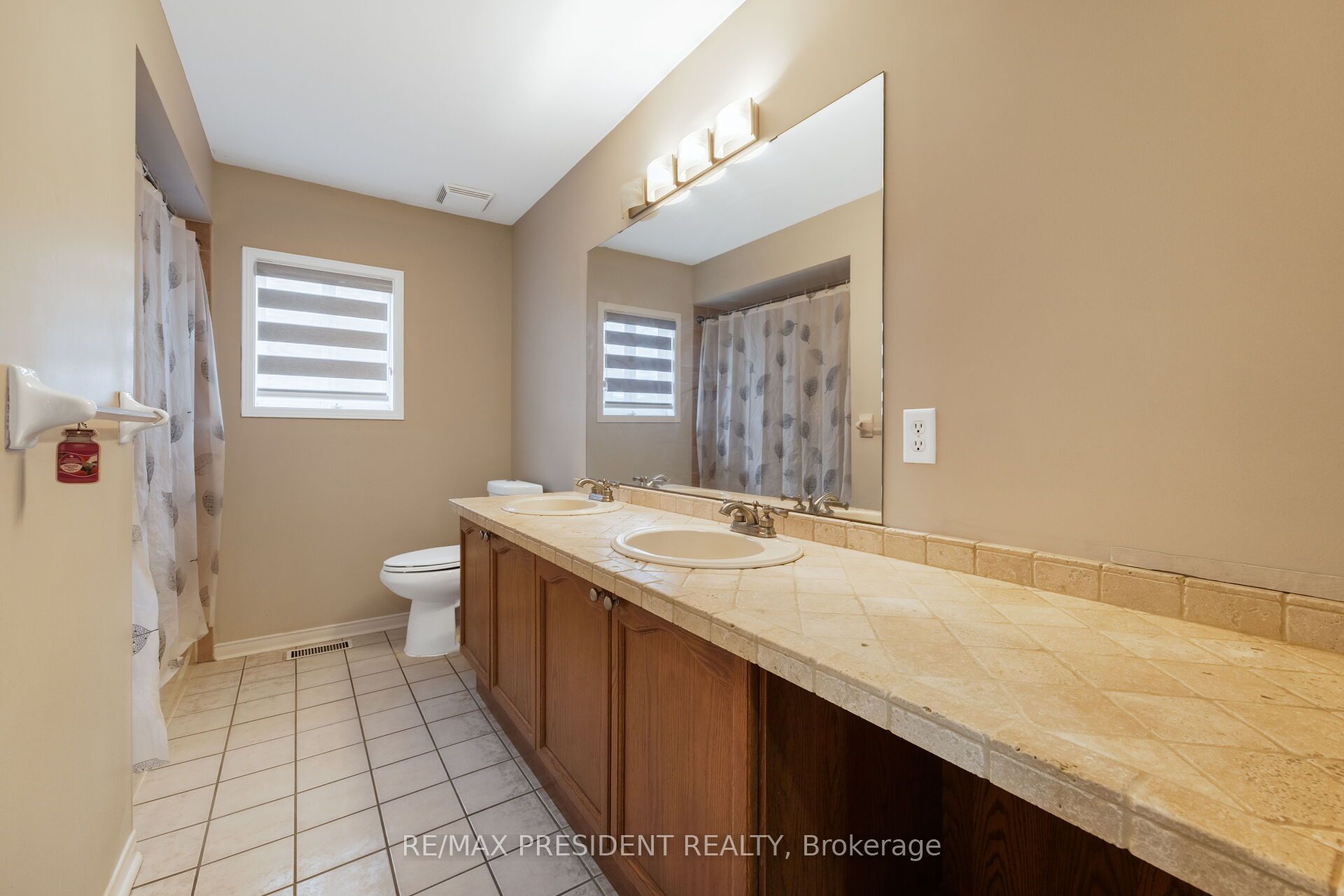 14 Baybrook Road Property Photo 38