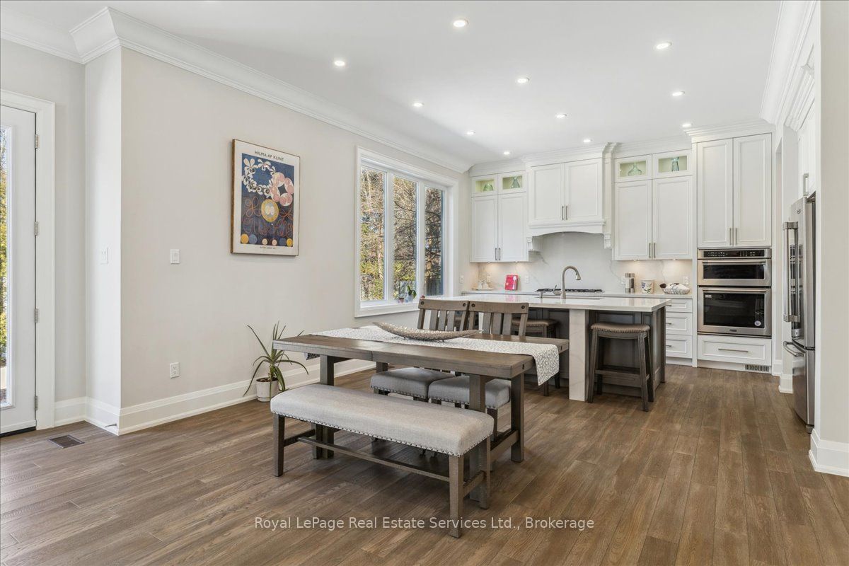 1211 Pinegrove Road Property Photo 9