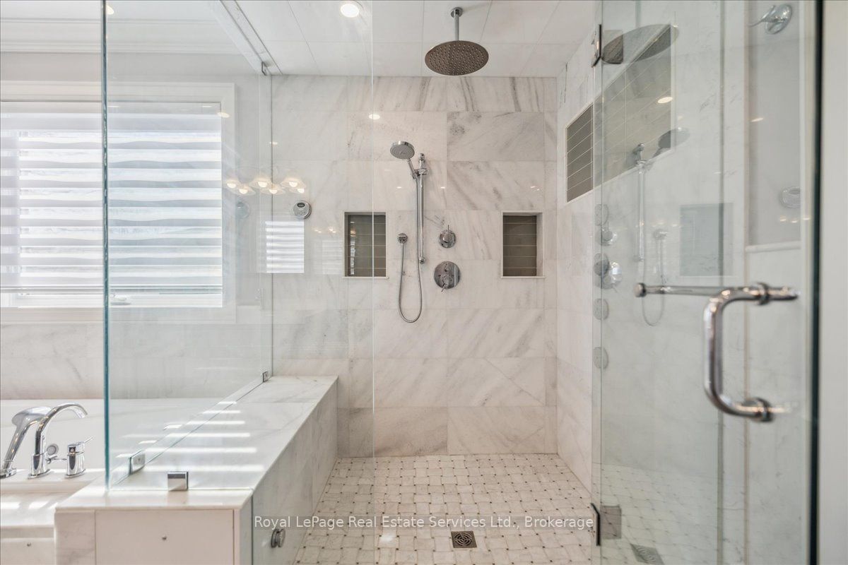 1211 Pinegrove Road Property Photo 16
