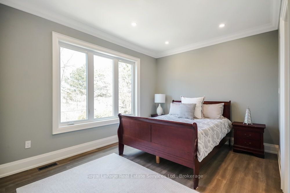 1211 Pinegrove Road Property Photo 20