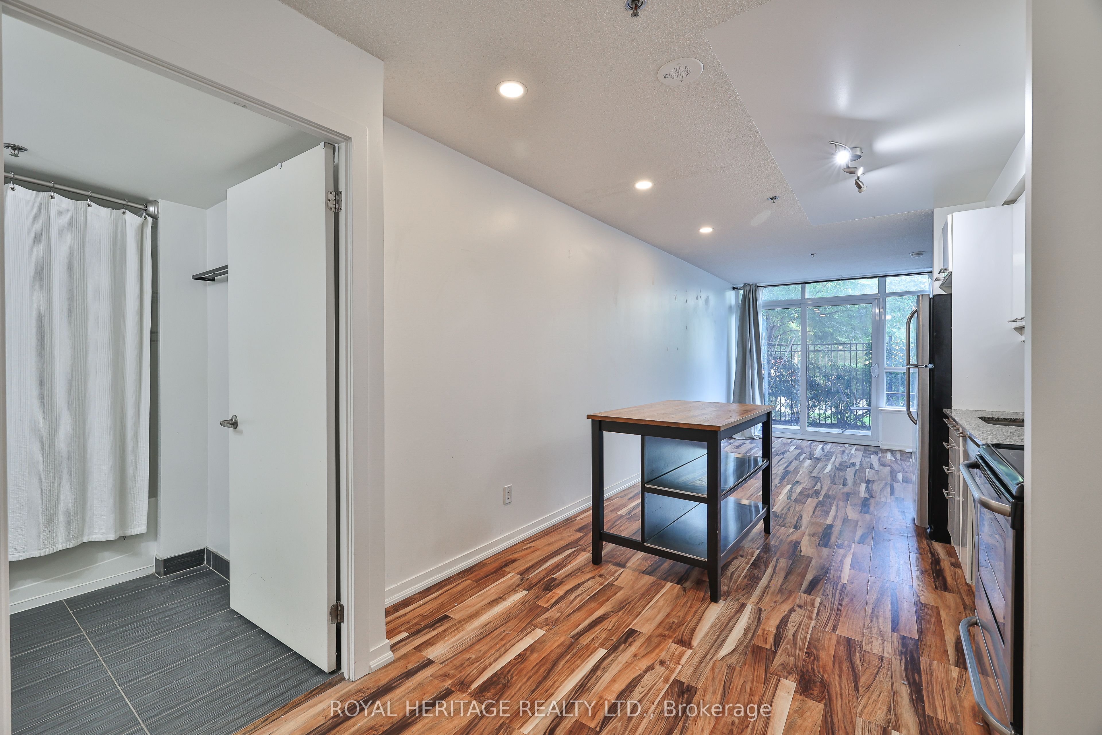 38 Joe Shuster Way 104 Property Photo 3