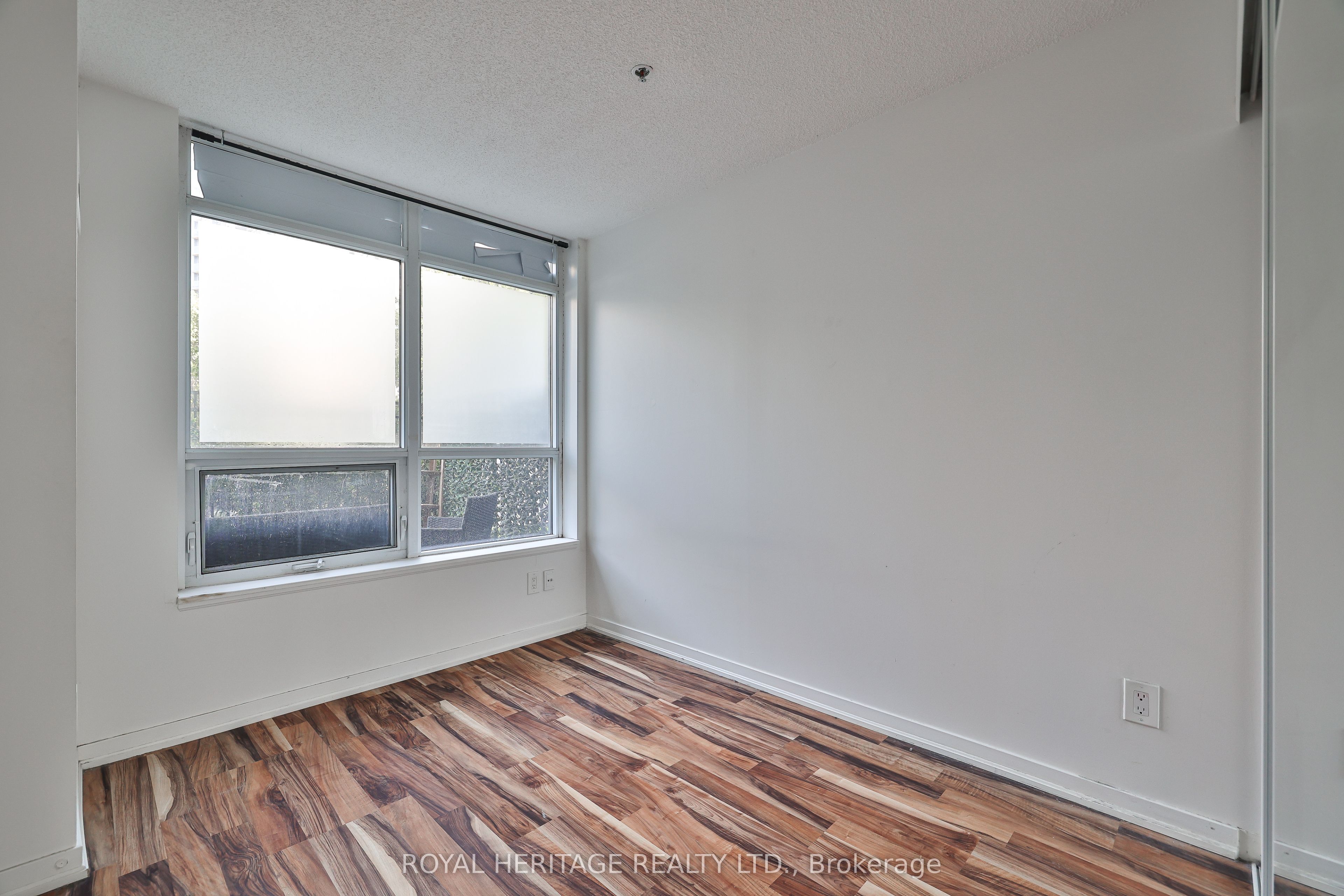 38 Joe Shuster Way 104 Property Photo 18
