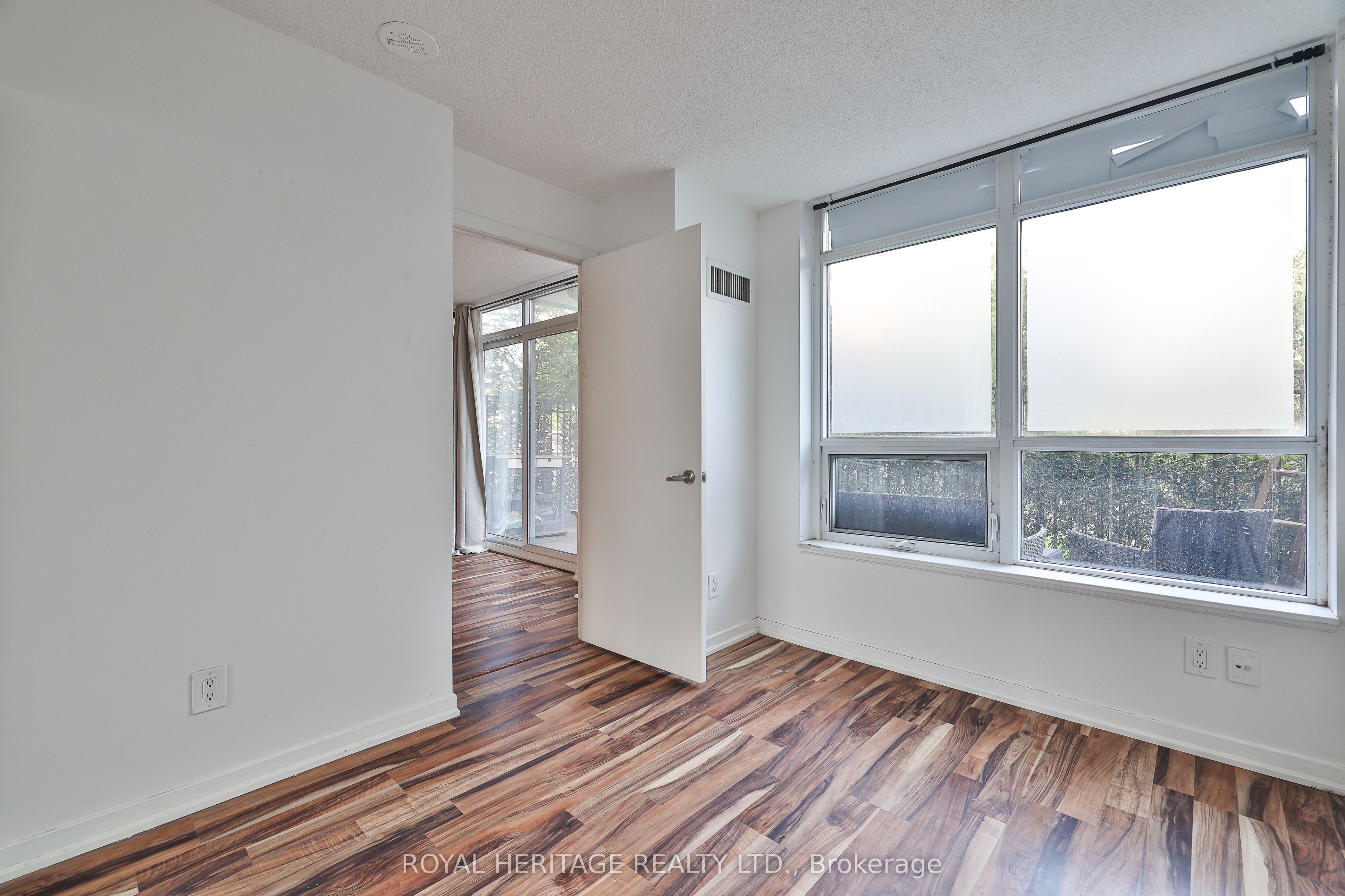 38 Joe Shuster Way 104 Property Photo 20