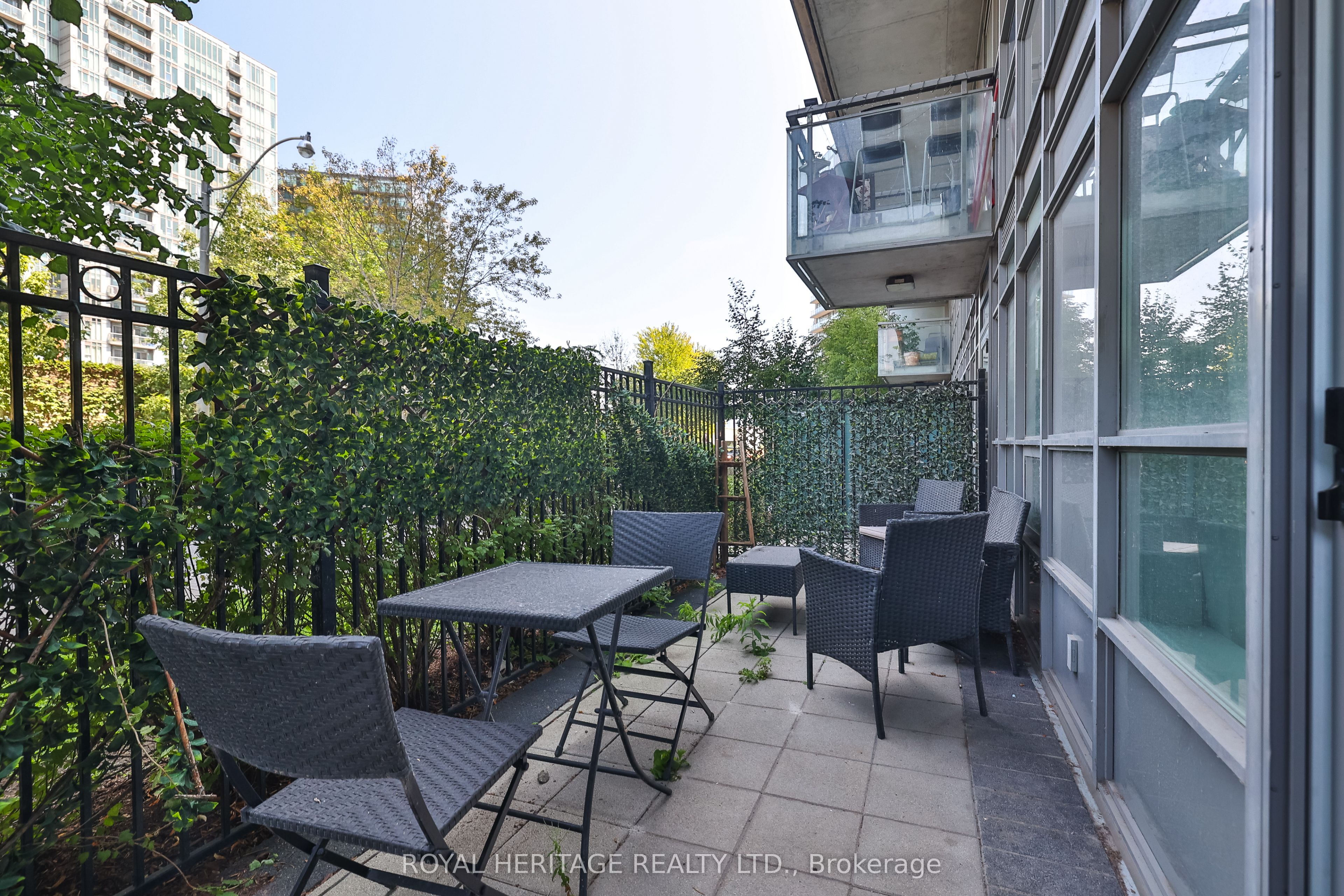 38 Joe Shuster Way 104 Property Photo 22