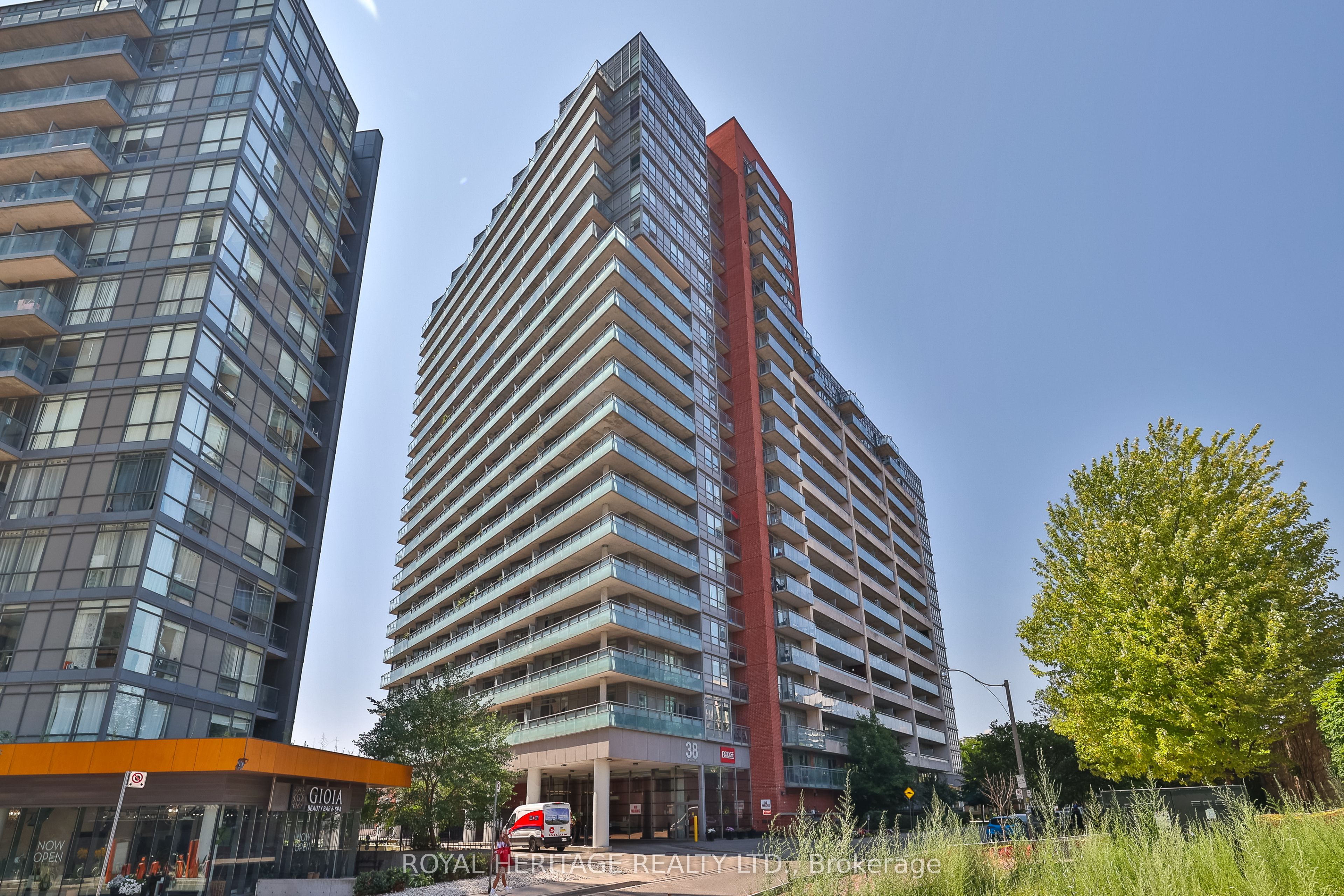 38 Joe Shuster Way 104 Property Photo 26