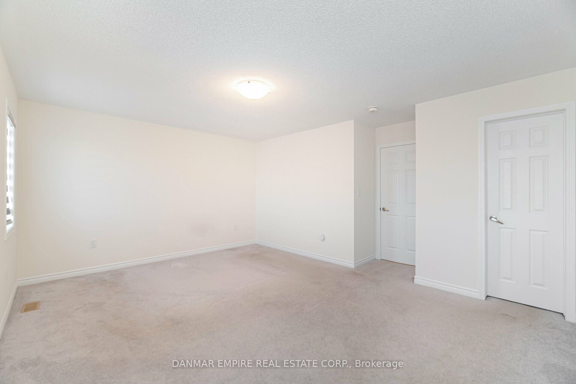 1000 Asleton Boulevard S 39 Property Photo 23