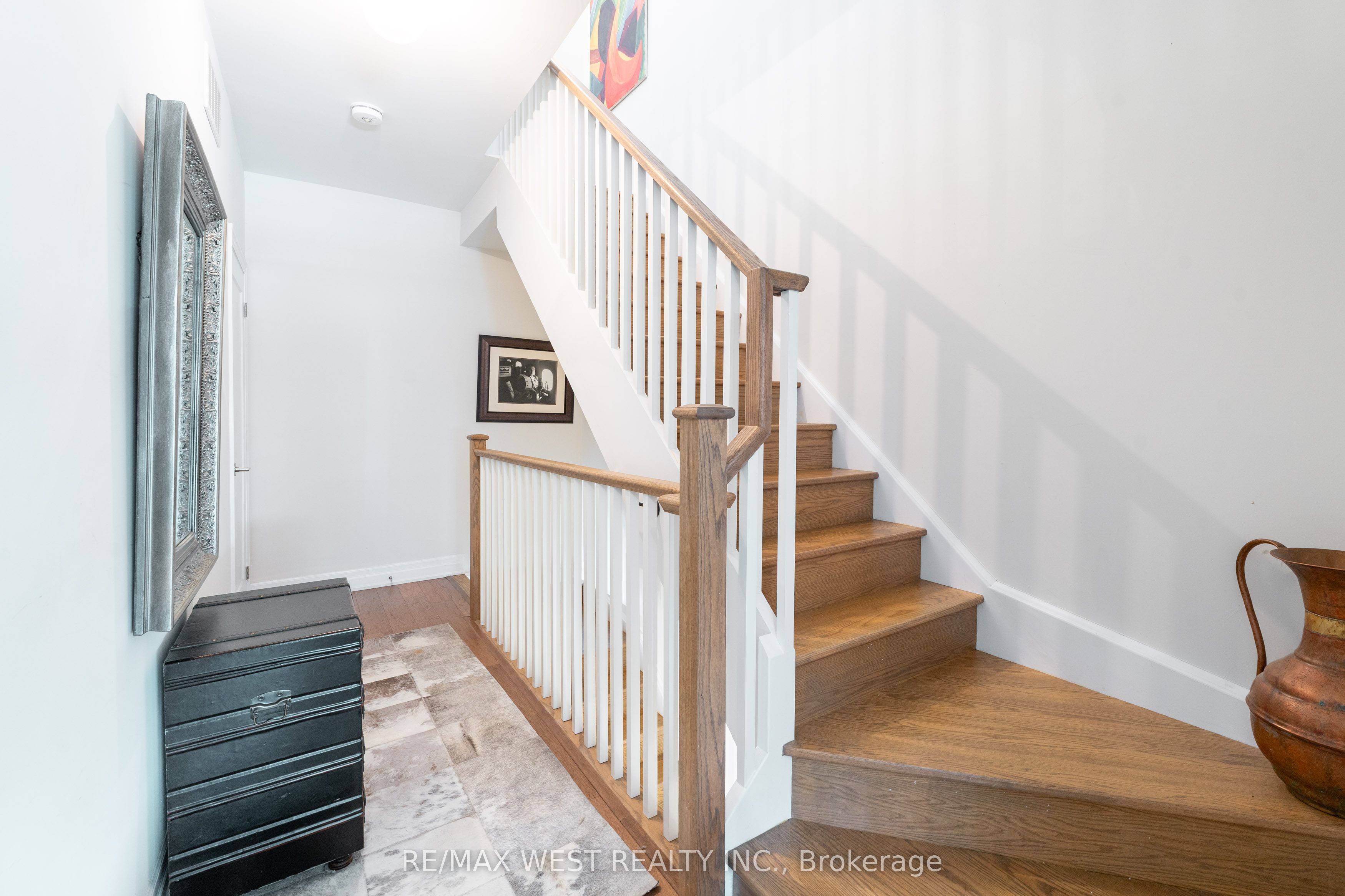 1180 Cawthra Road 105 Property Photo 27