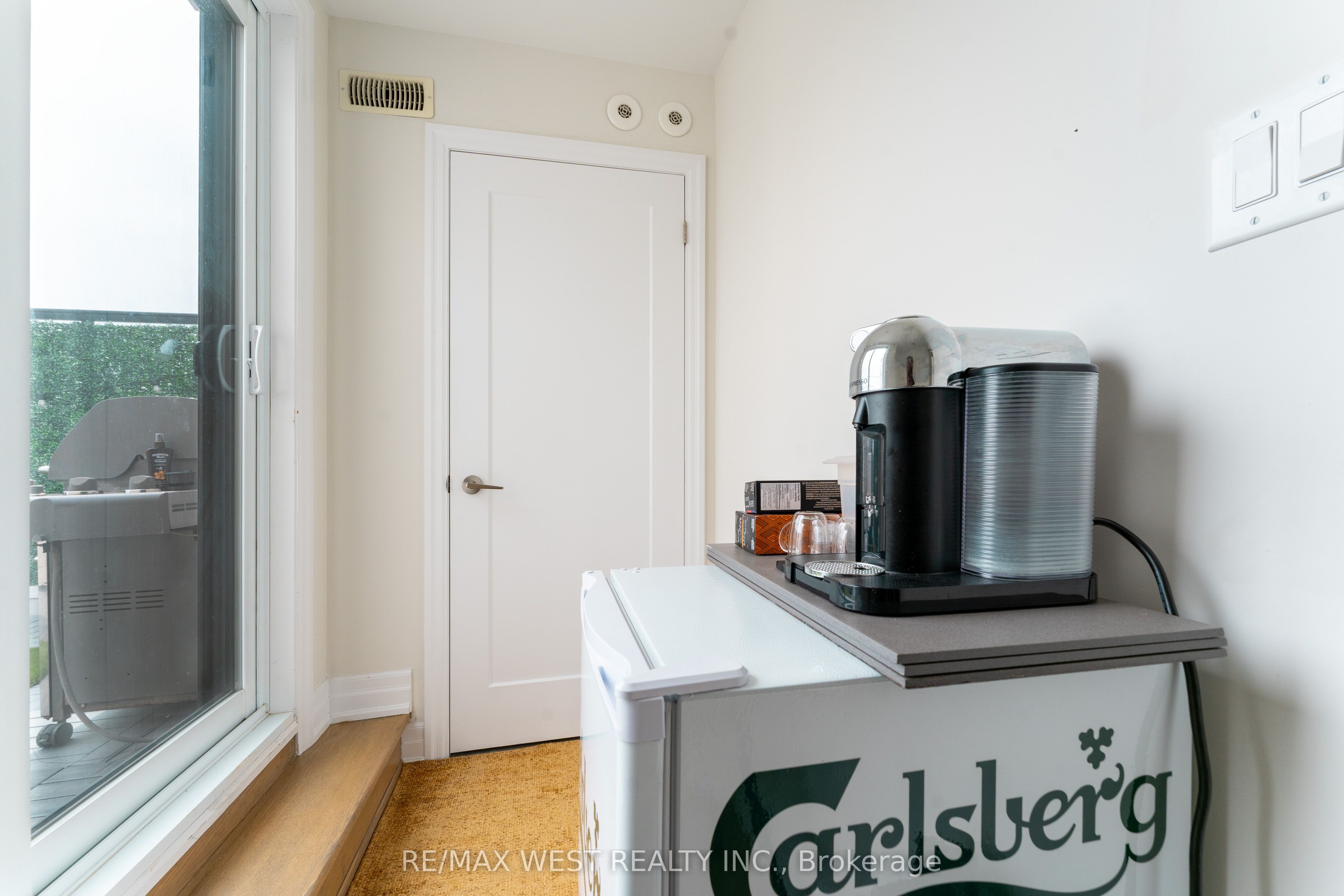 1180 Cawthra Road 105 Property Photo 39