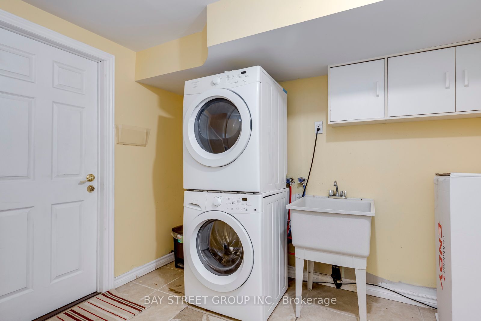 17 Inverhuron Trail Property Photo 33