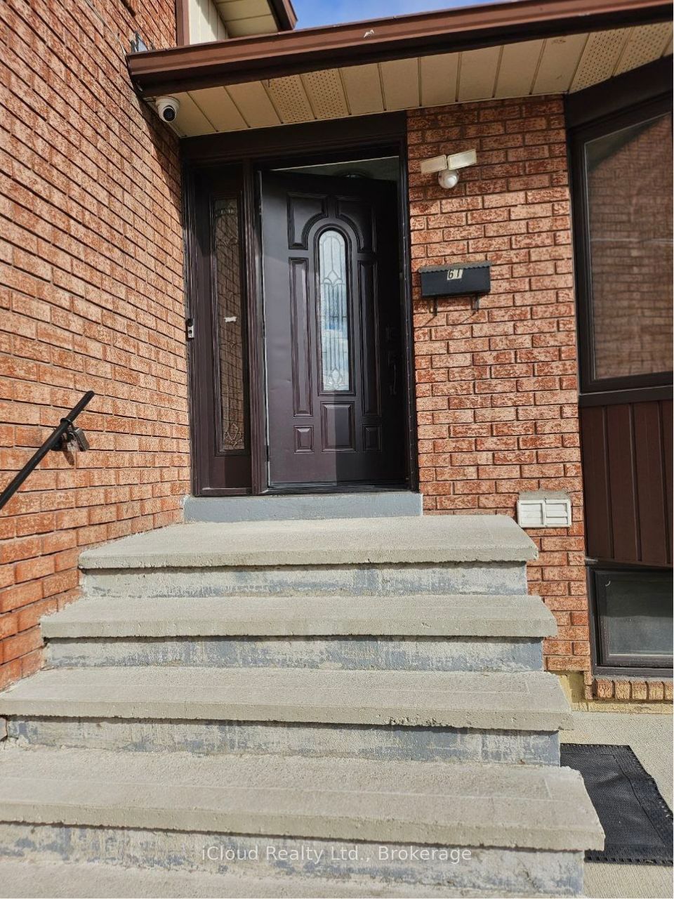 61 Hull Street Upper Property Photo 3
