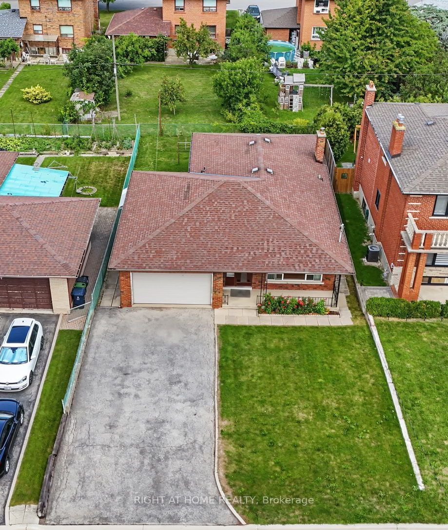 84 Raven Road Property Photo 3