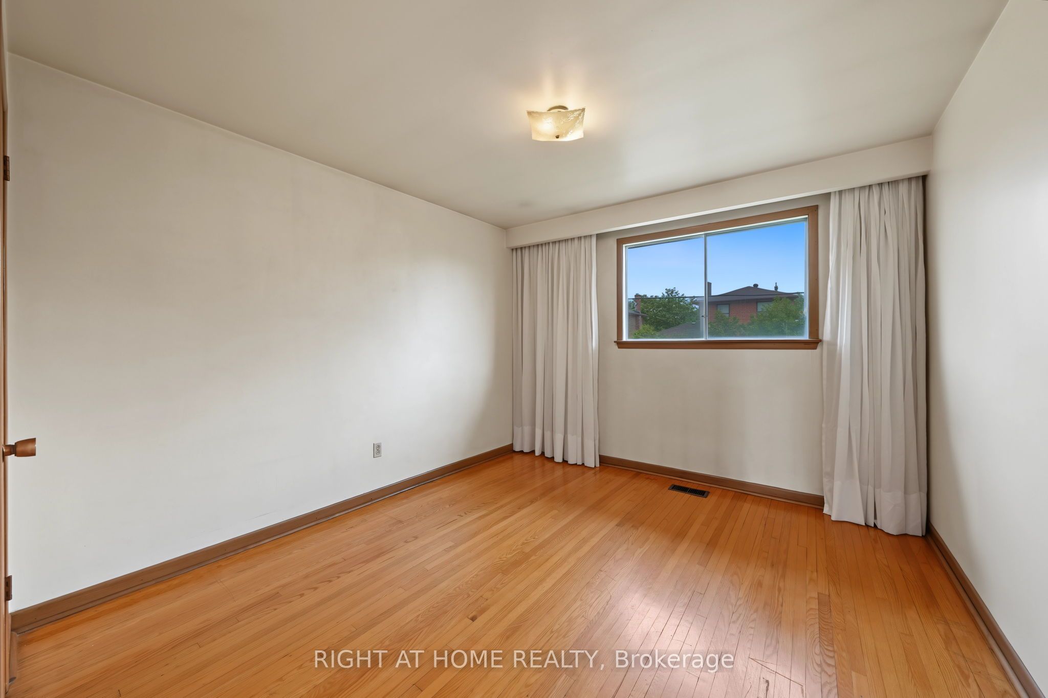 84 Raven Road Property Photo 17