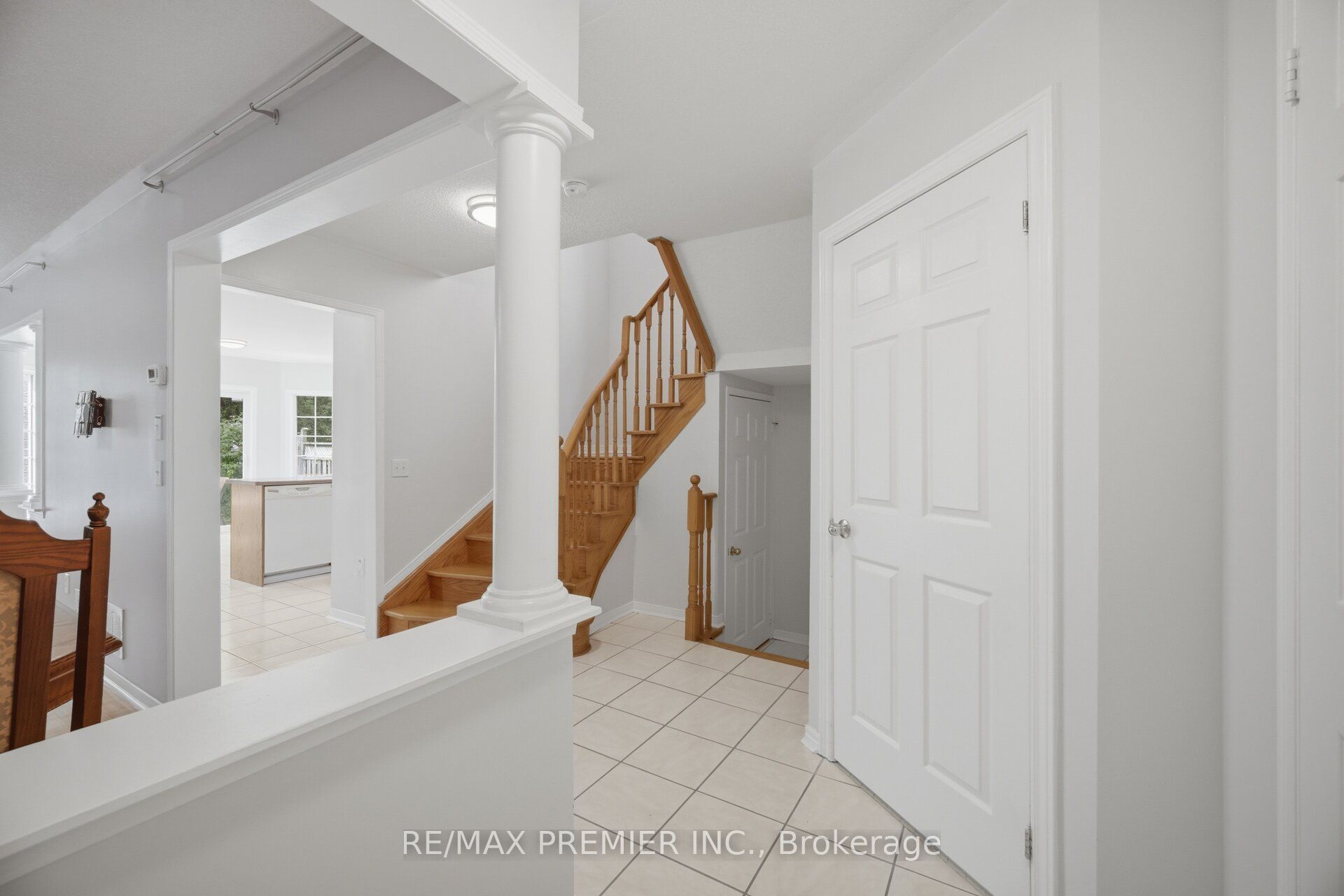 14 Crestridge Drive Property Photo 2