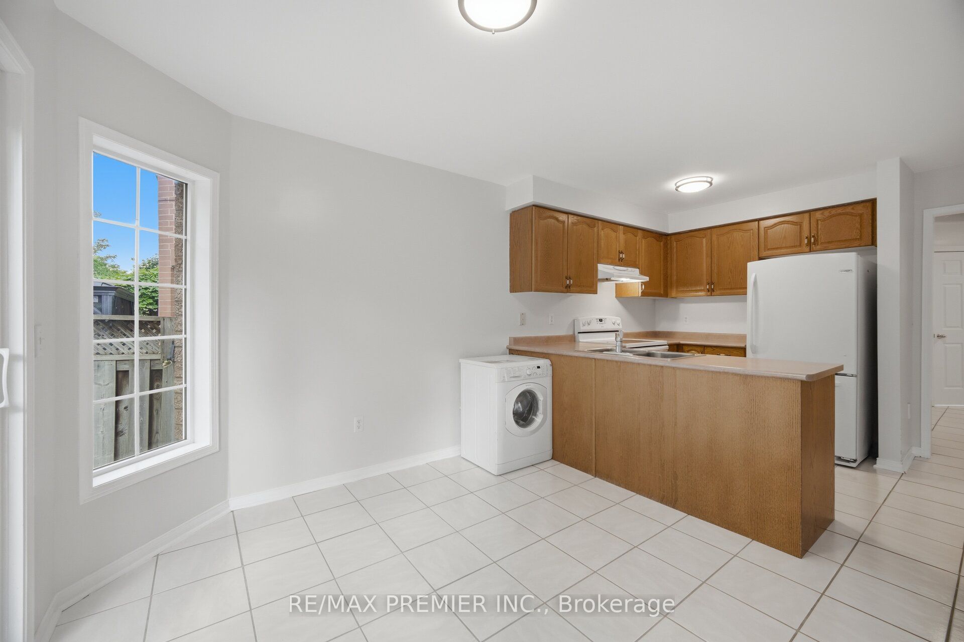14 Crestridge Drive Property Photo 10