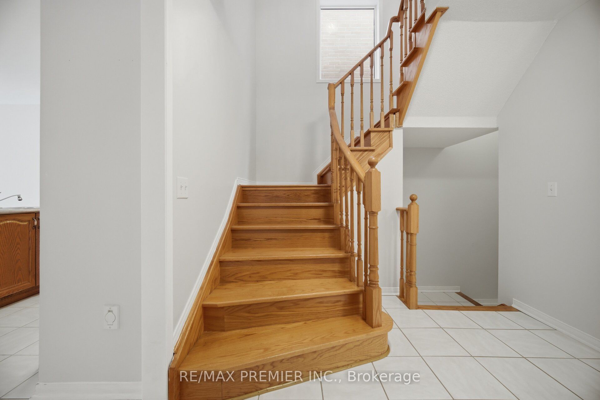 14 Crestridge Drive Property Photo 13