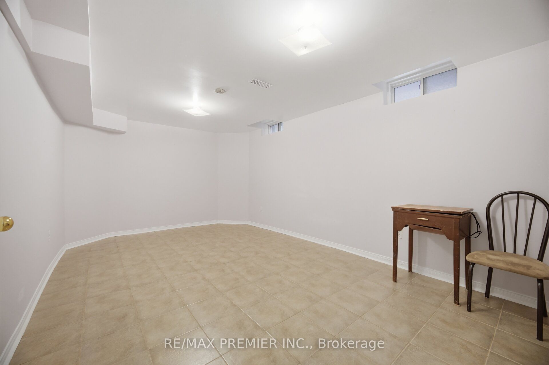 14 Crestridge Drive Property Photo 27