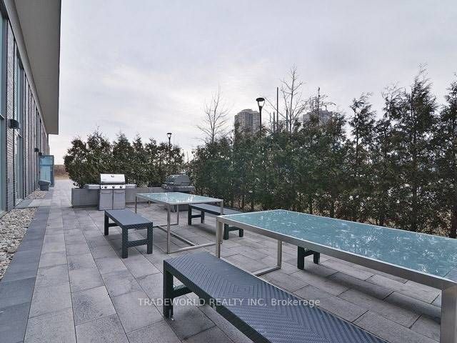 103 The Queensway 1107 Property Photo 28
