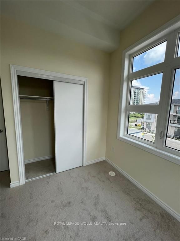 10 Halliford Place 312 Property Photo 8