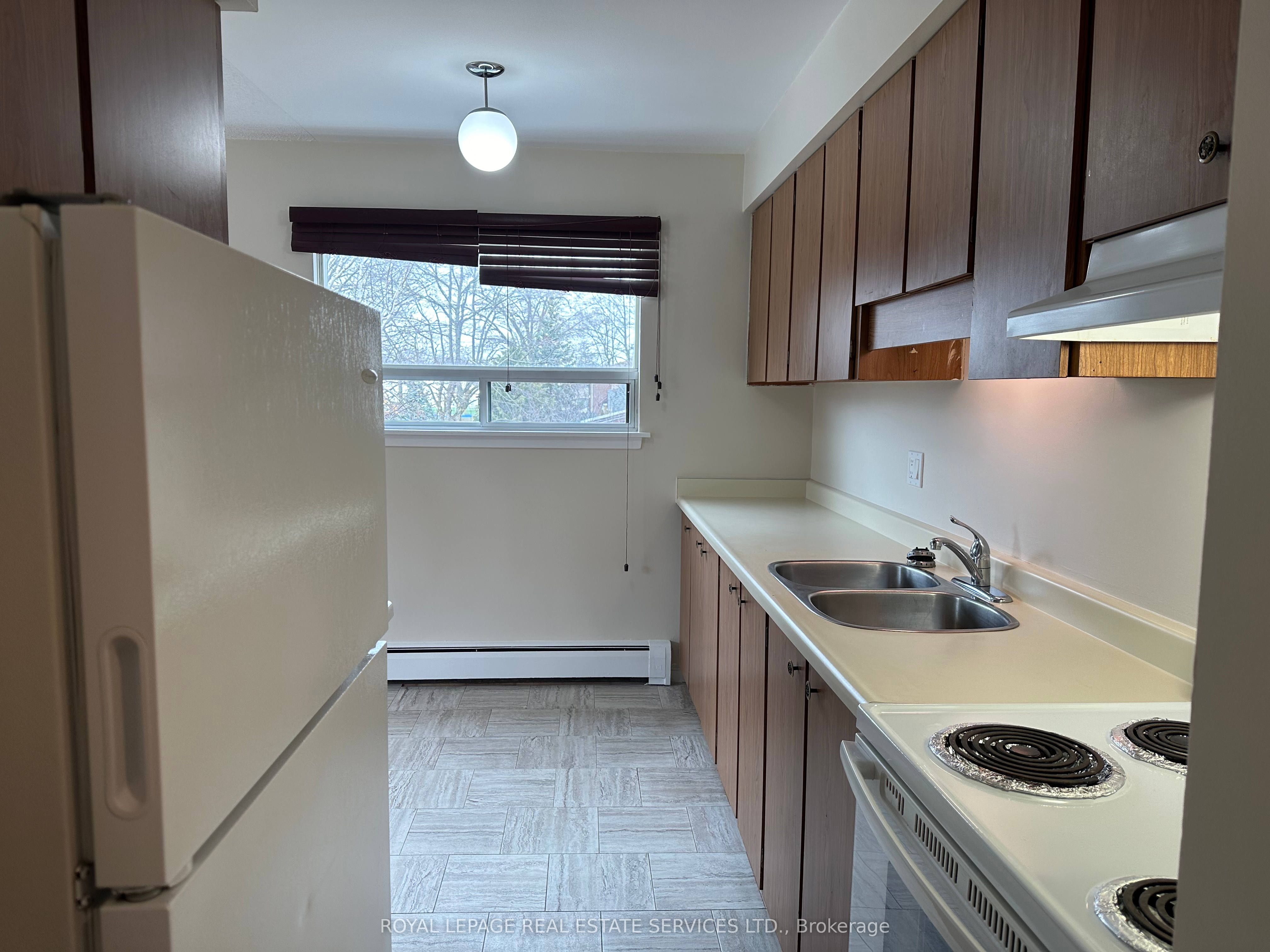 7 Mohawk Avenue 2 Property Photo 4