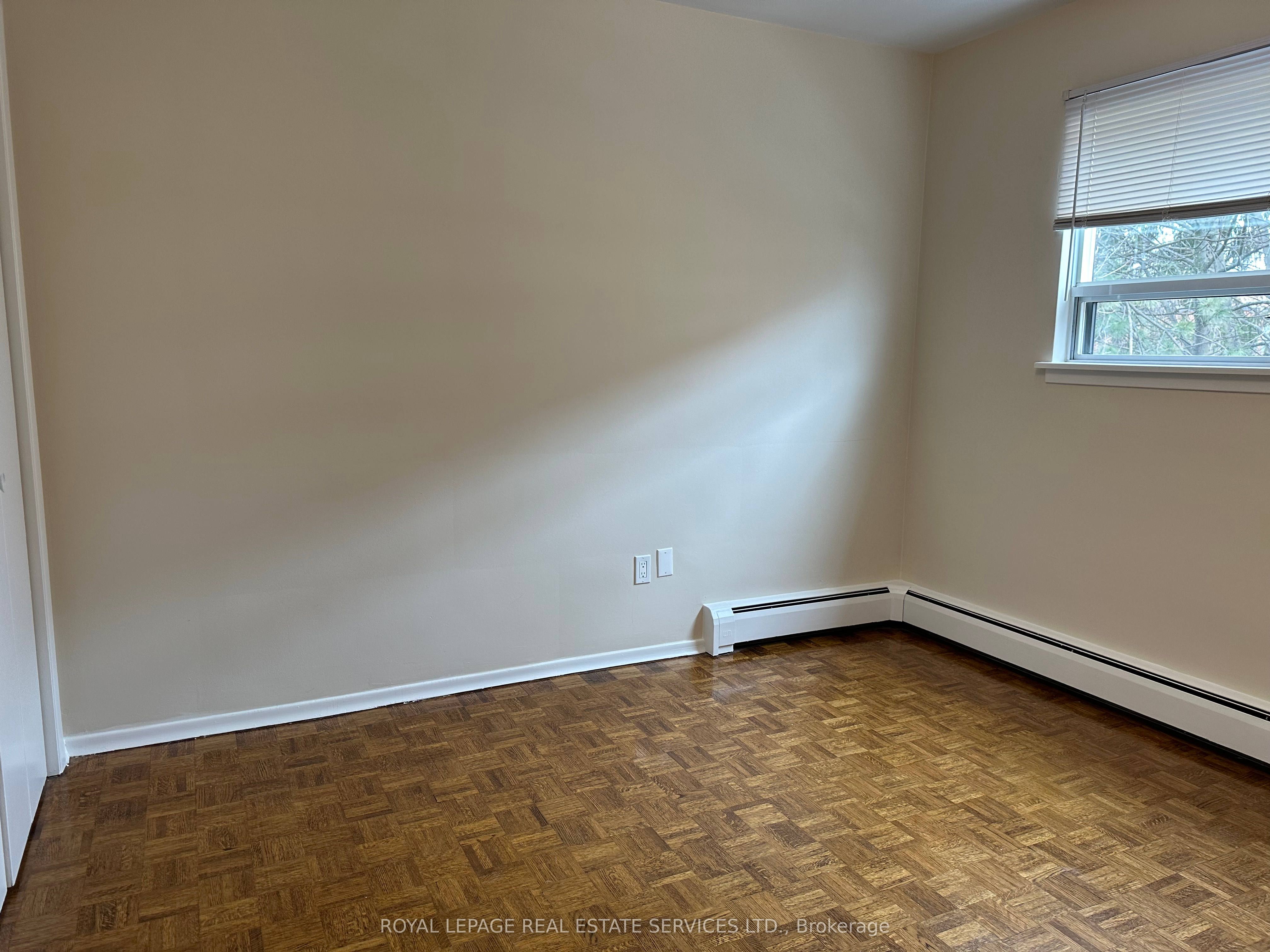 7 Mohawk Avenue 2 Property Photo 7