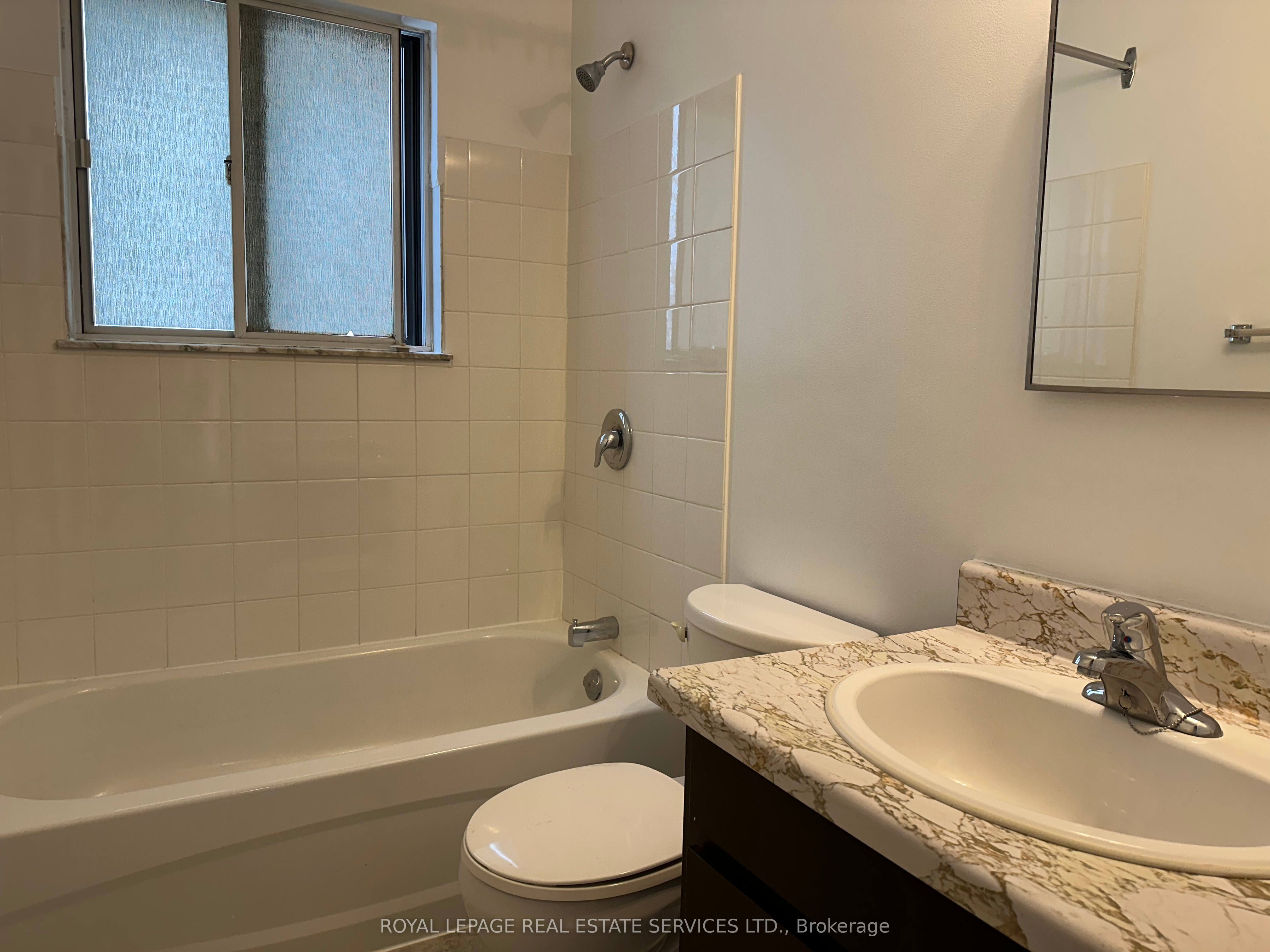7 Mohawk Avenue 2 Property Photo 9