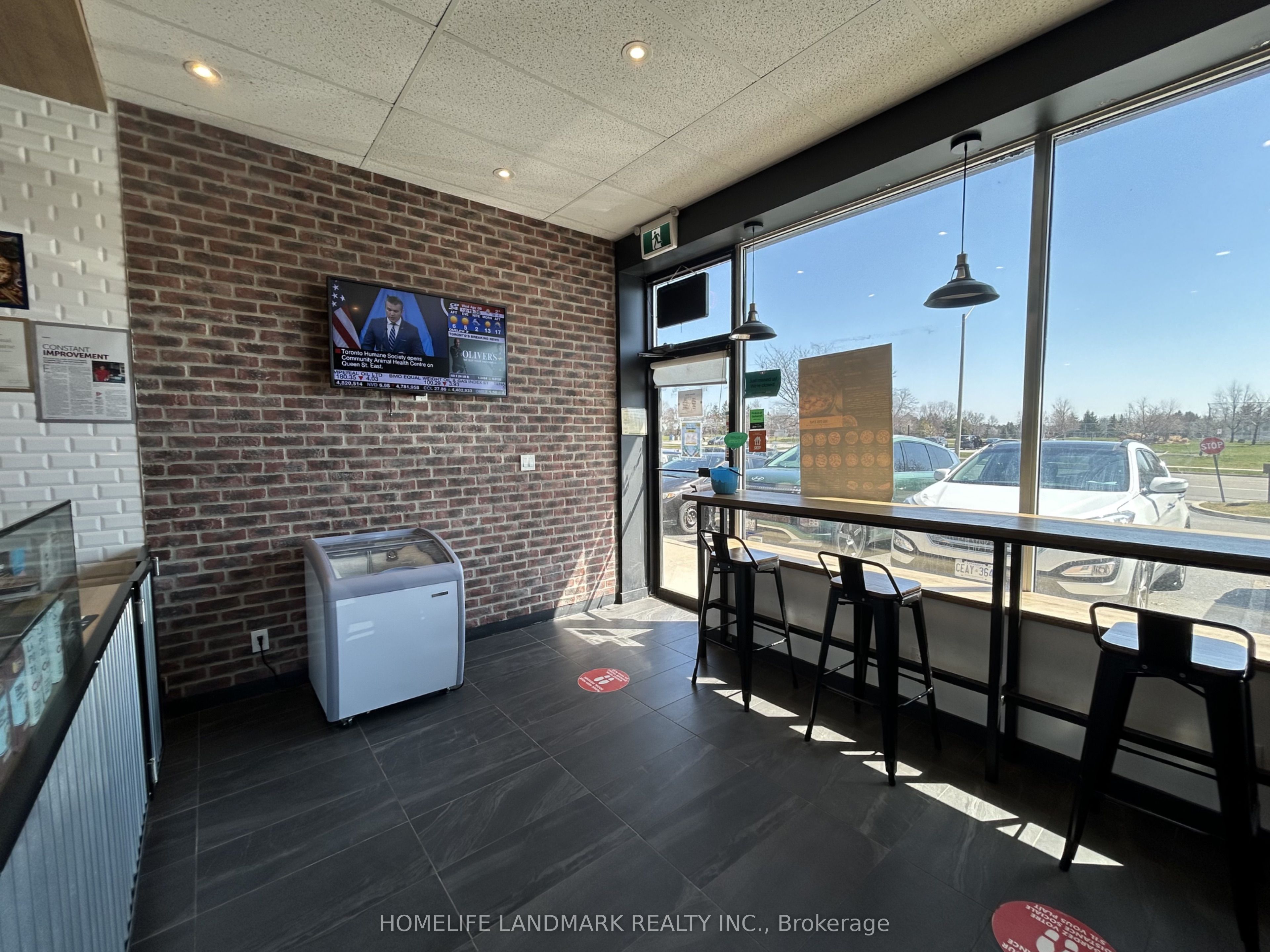 575 River Glen Boulevard 5 Property Photo 3