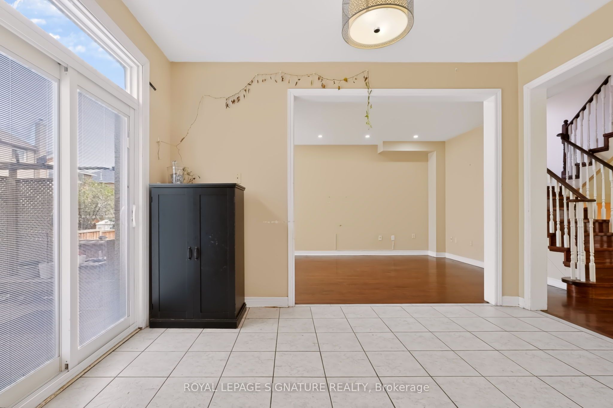267 Laurentian Avenue Property Photo 11