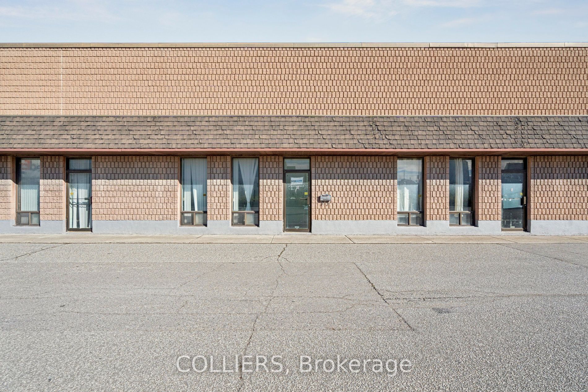 1235 Shawson Drive 8 Property Photo 3