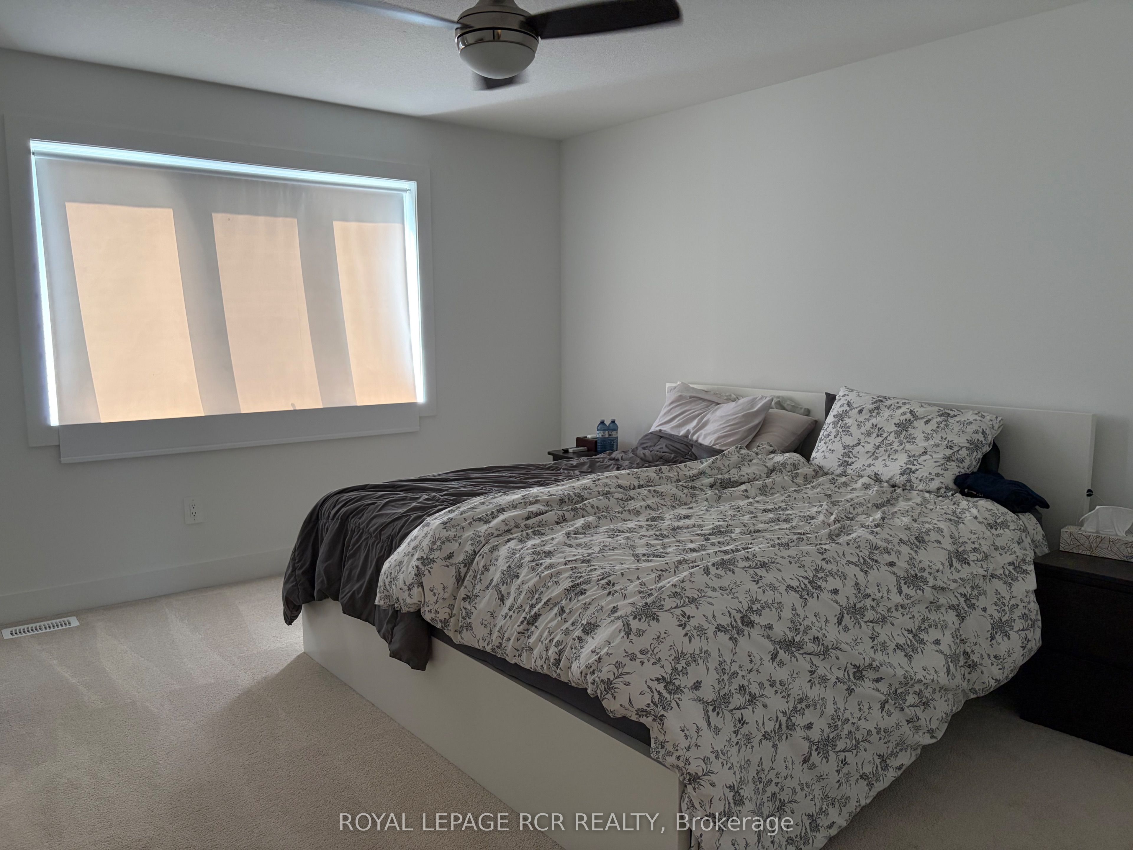 690 Broadway 24 Property Photo 14