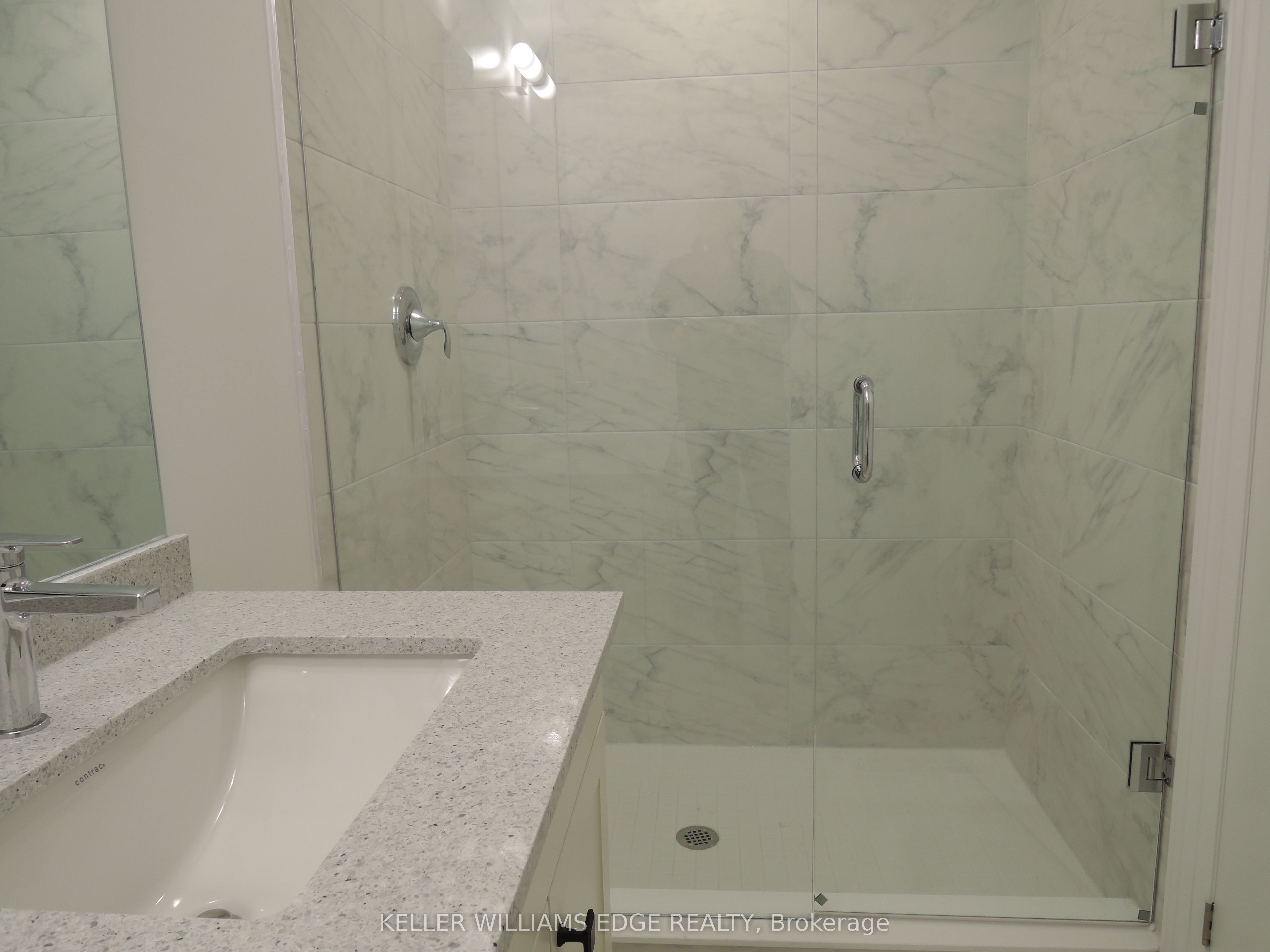 1035 Southdown Road 208 Property Photo 16