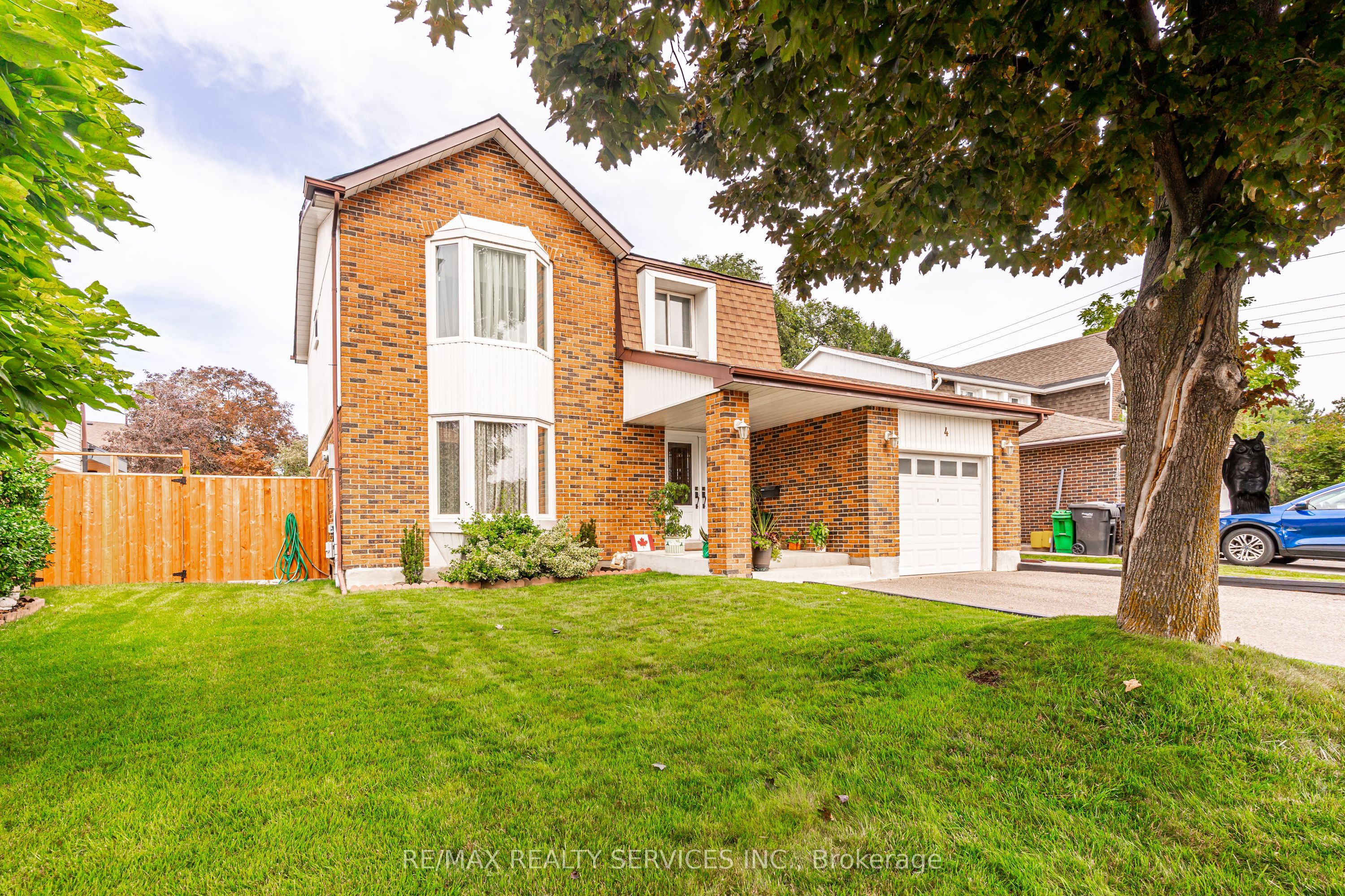 4 Markham Street Property Photo 2