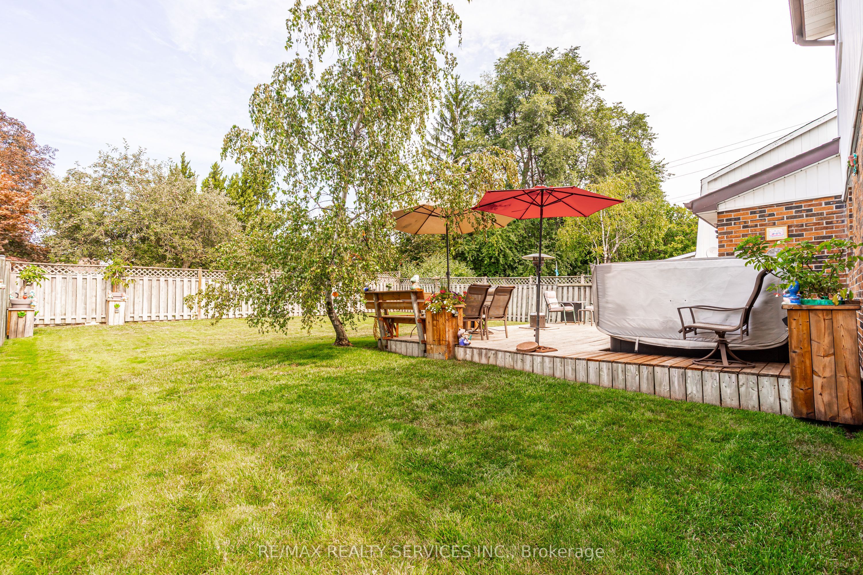 4 Markham Street Property Photo 43