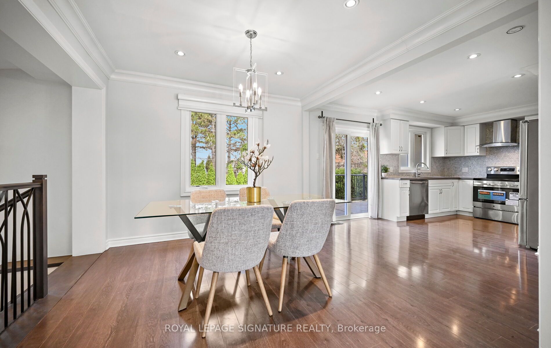 1207 Pinegrove Road Property Photo 7