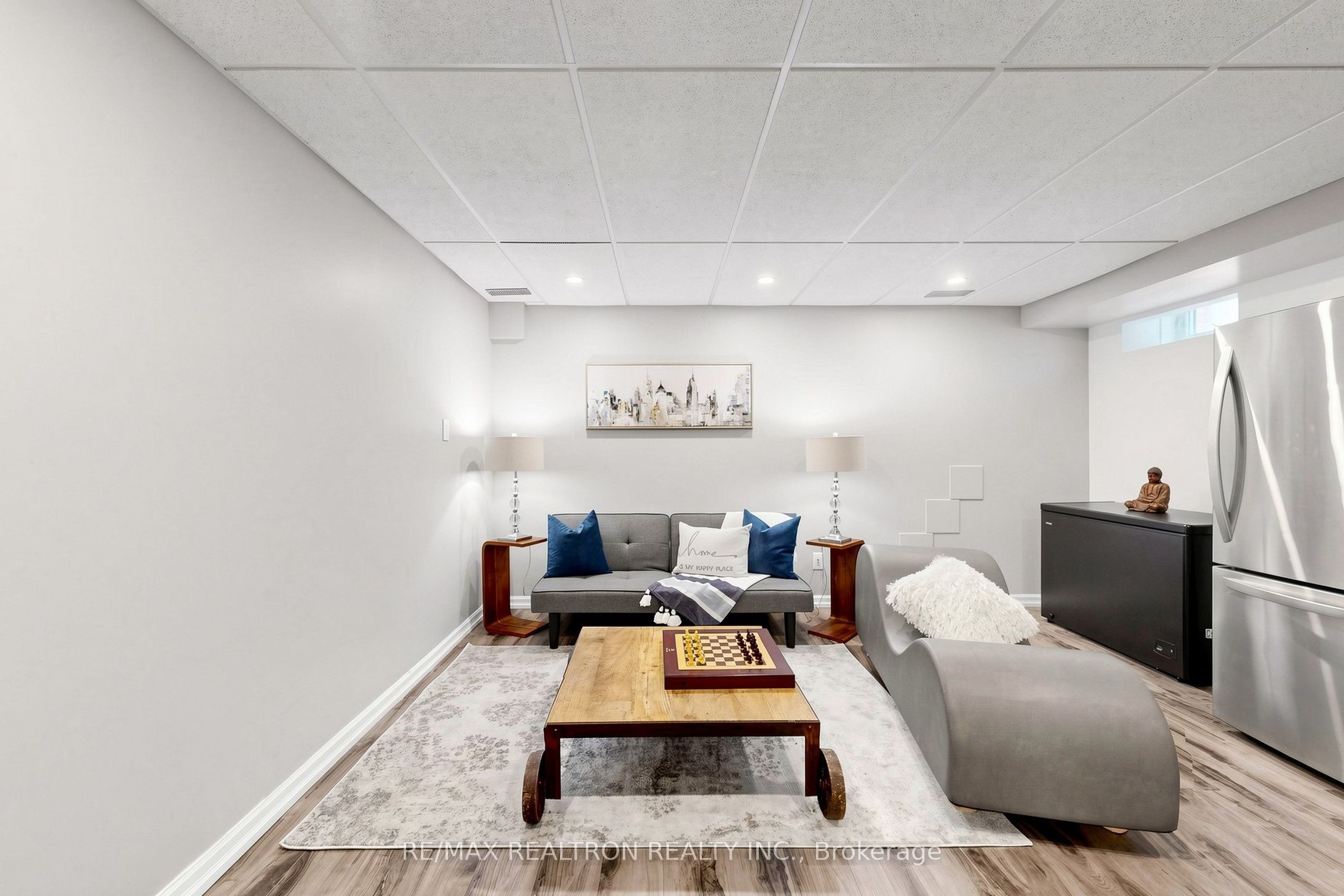 8 Villa Road Property Photo 24