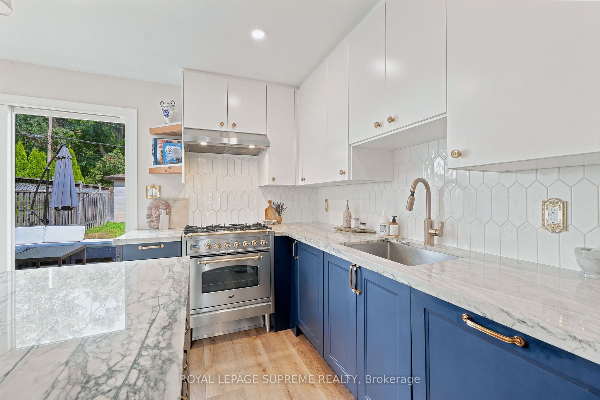 395 Mcroberts Avenue Property Photo 18