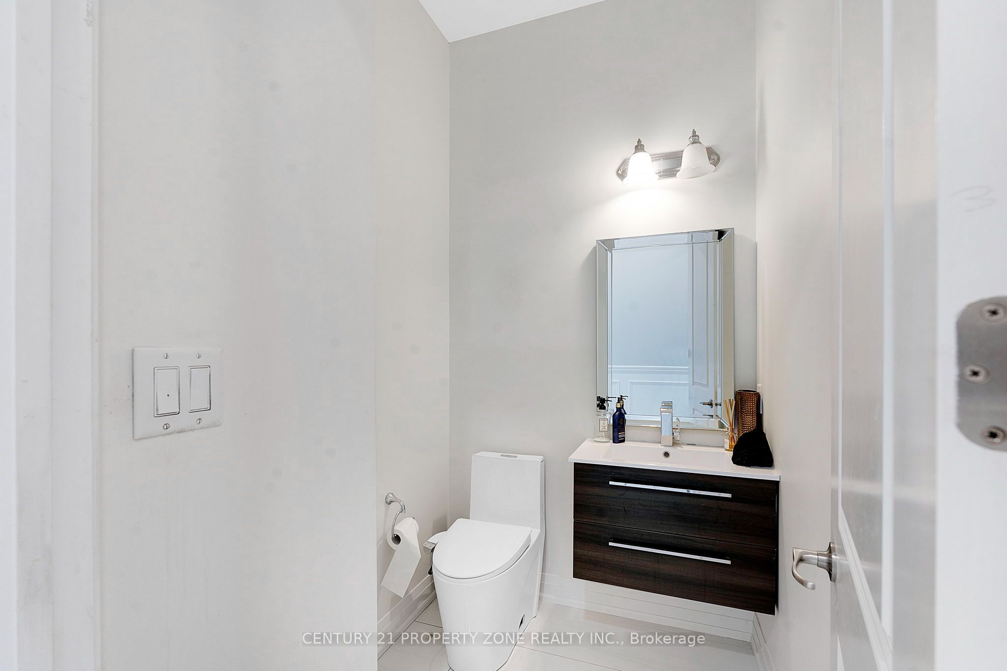 174 Mcwilliams Crescent Property Photo 20