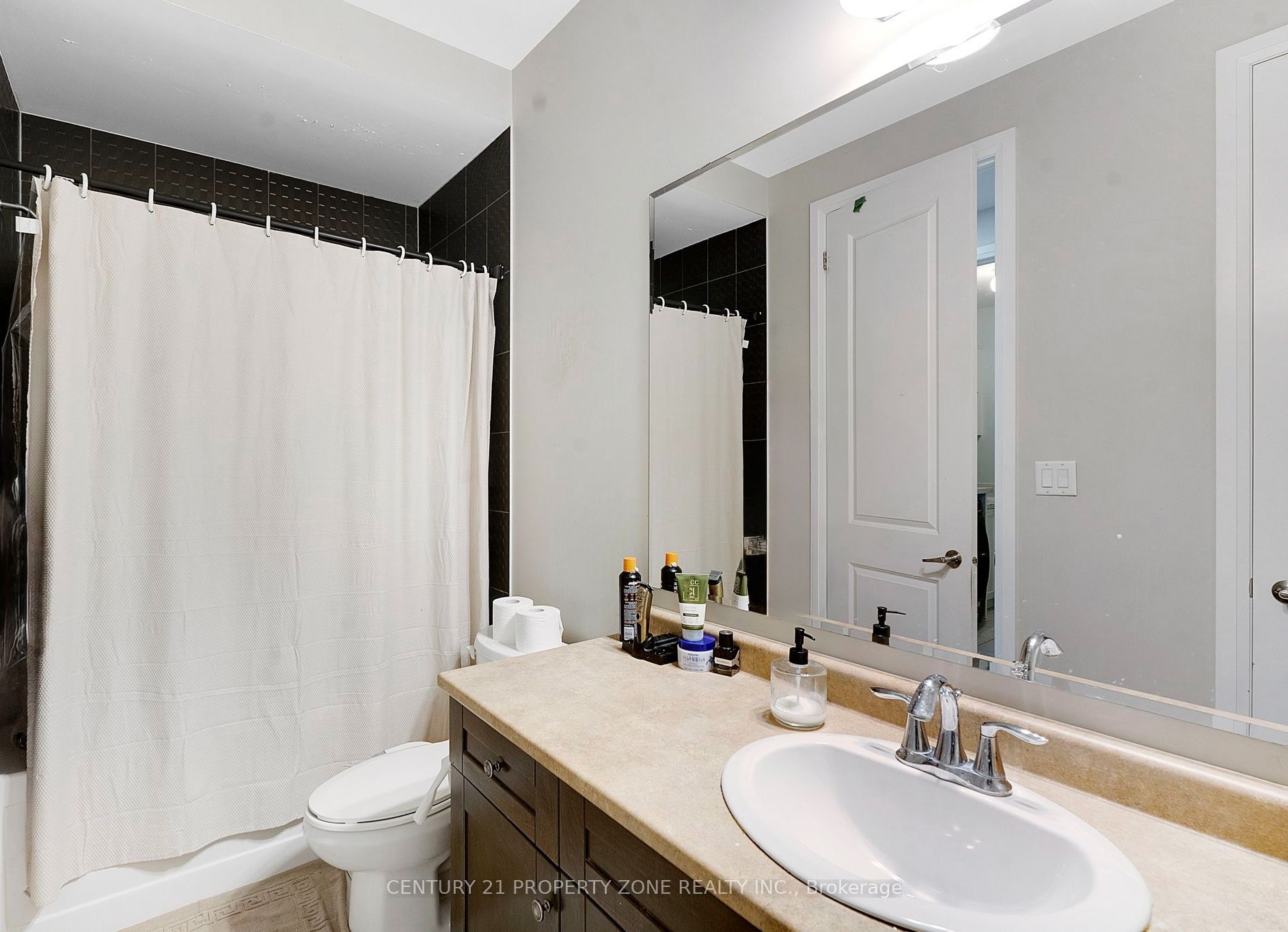 174 Mcwilliams Crescent Property Photo 32
