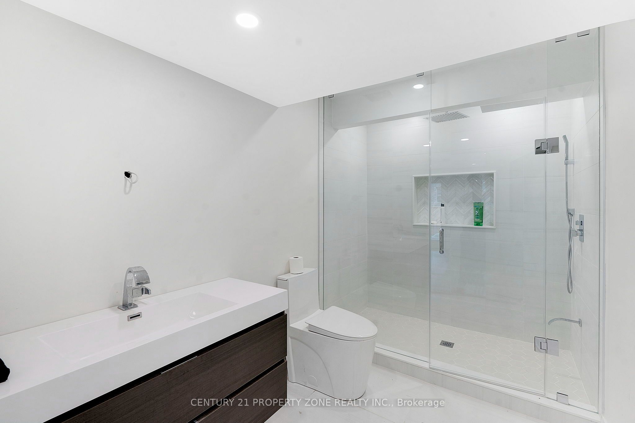 174 Mcwilliams Crescent Property Photo 38