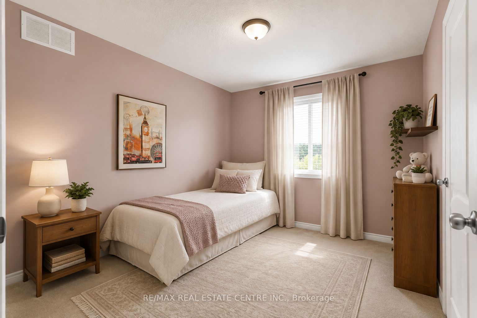 35 St. Paul's Place Property Photo 20