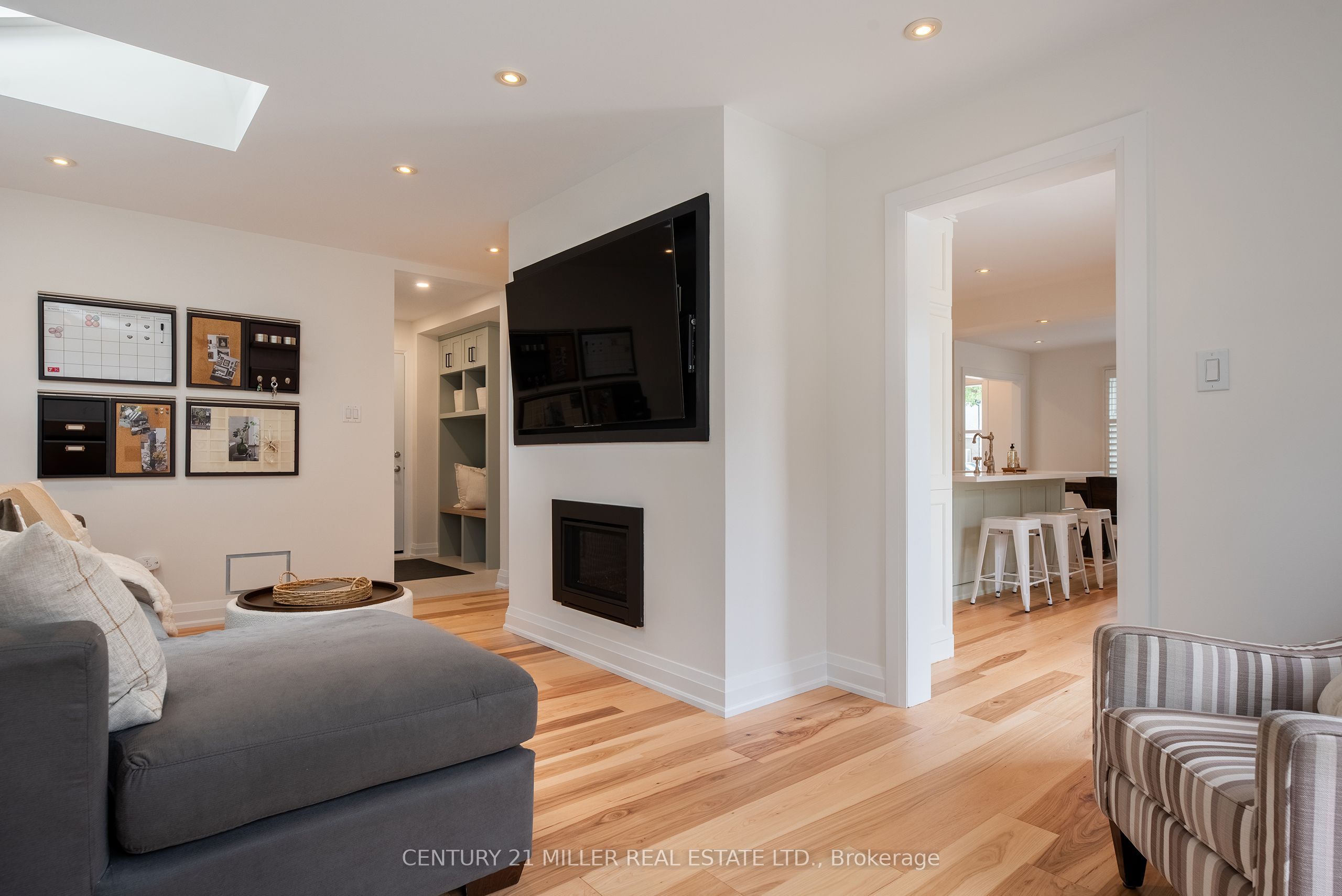 579 Fourth Line Property Photo 18