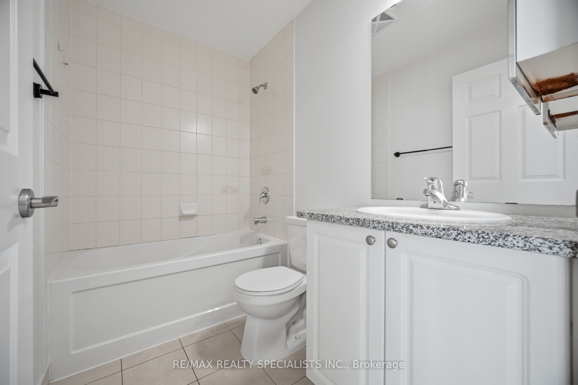 339 Rathburn Road W Ph07 Property Photo 23