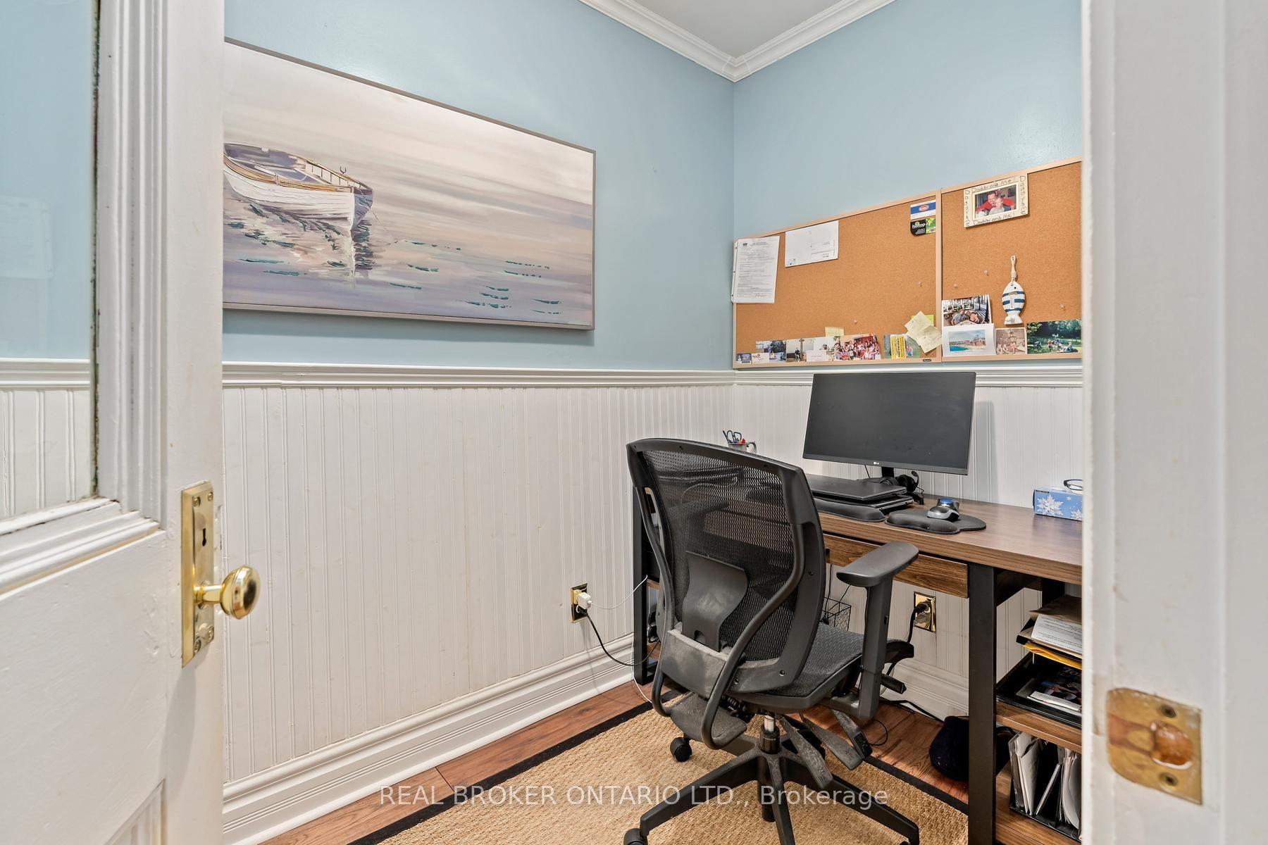 25 Stewarttown Road Property Photo 23