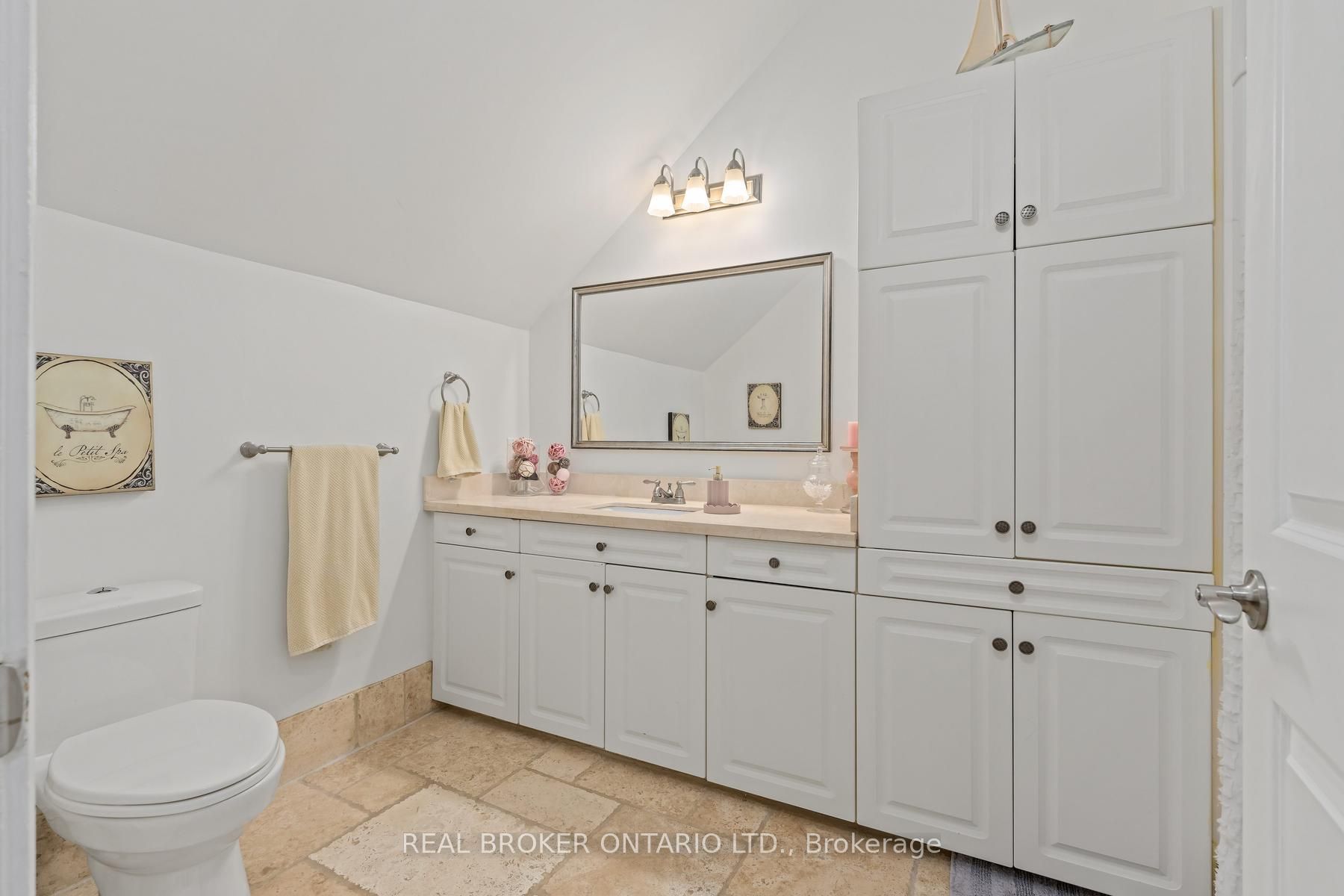 25 Stewarttown Road Property Photo 39